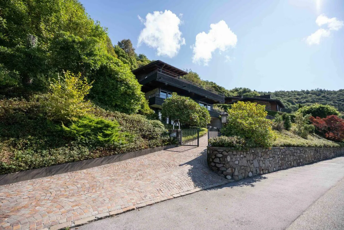Villa avec vue spectaculaire - Photo 4 sur 18