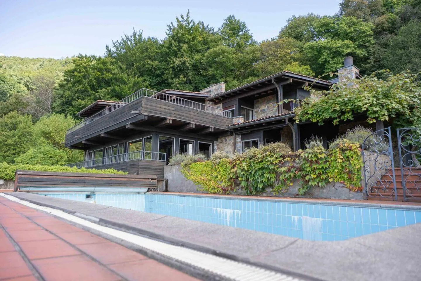 Villa avec vue spectaculaire - Photo 7 sur 18