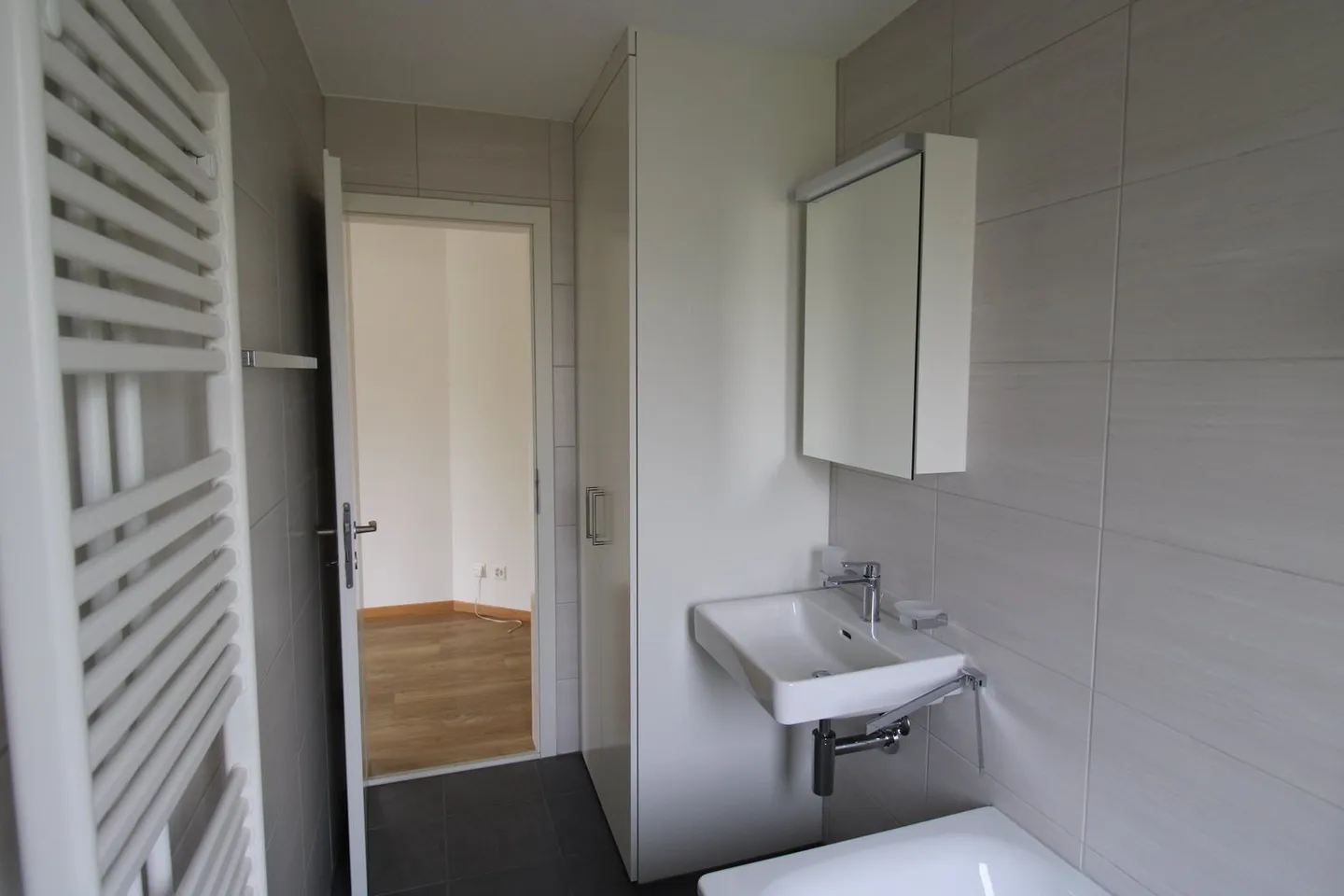 Charmante appartement 3.5 pièces avec balcon à Biel/Bienne - Photo 7 sur 14