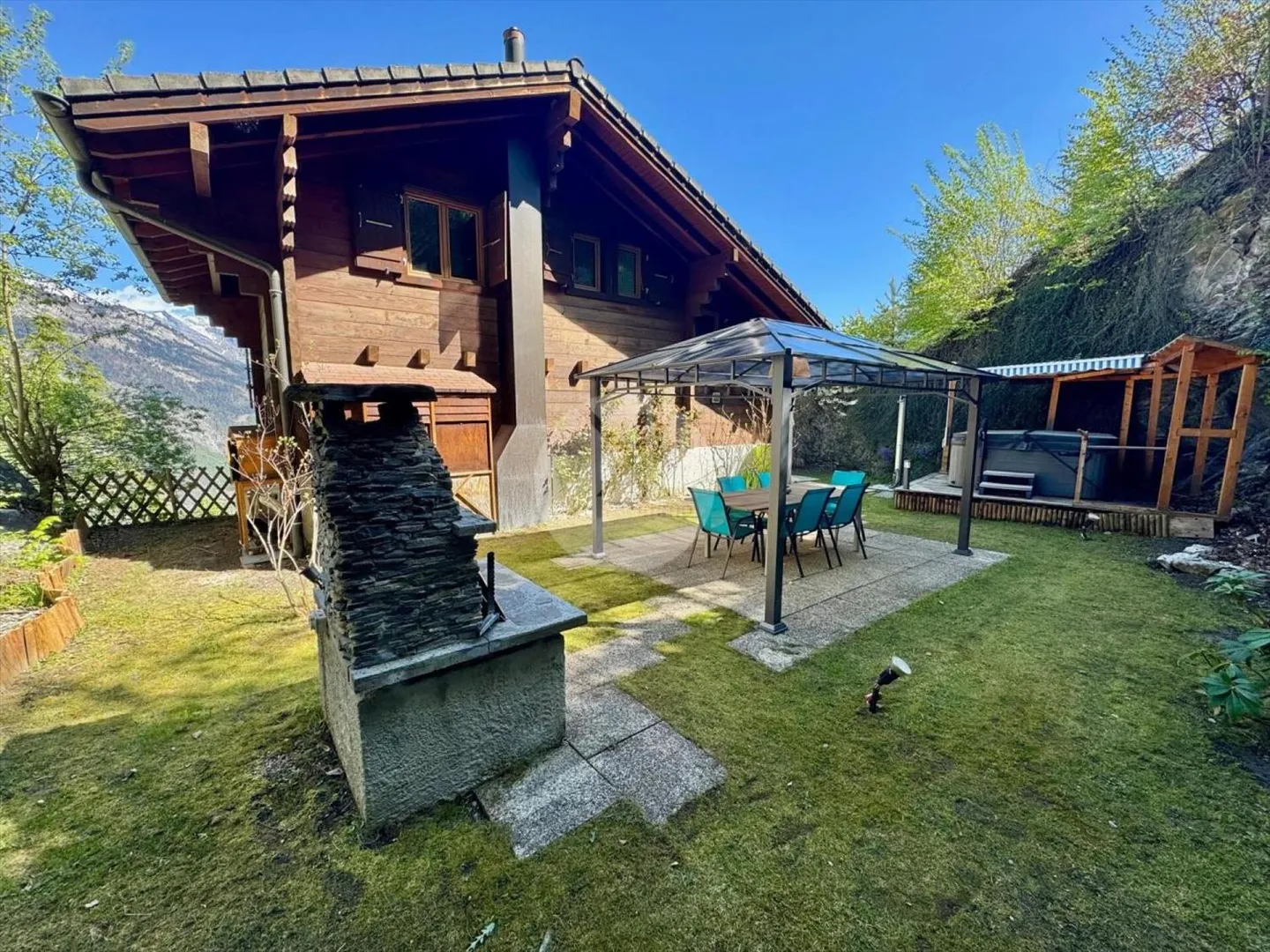 Chalet in affitto - Foto 3 di 13
