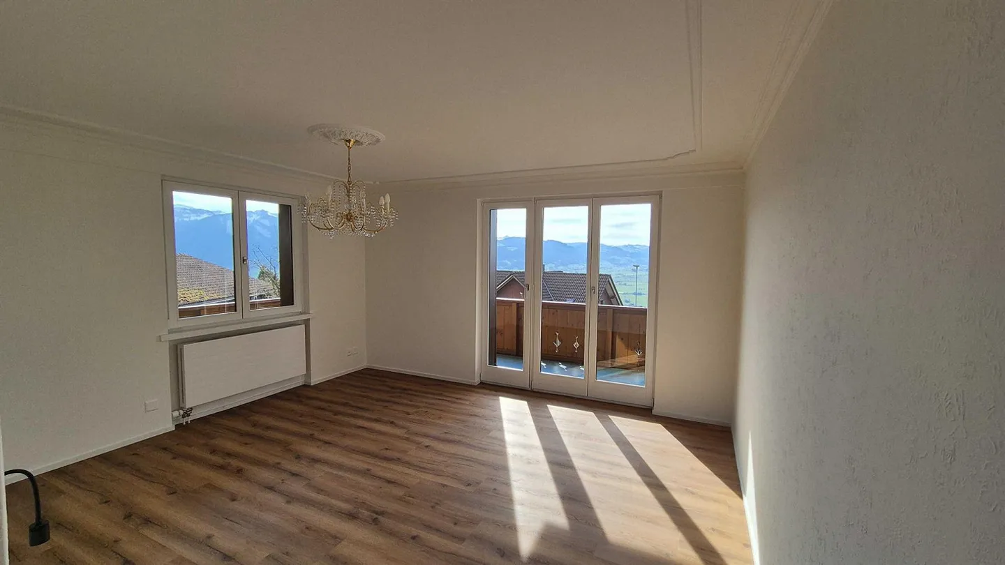 Charming 3.5 Room Apartment with Generous Garden - Photo 1 of 7