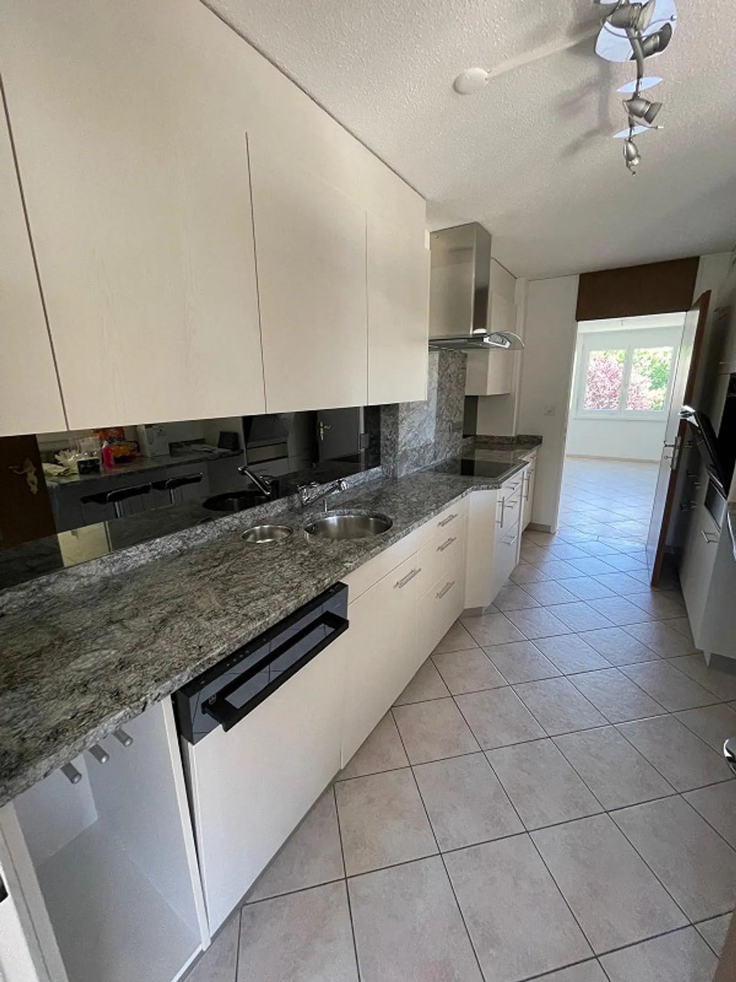 Helle 4.5 Zimmer Wohnung - Foto 8 von 14
