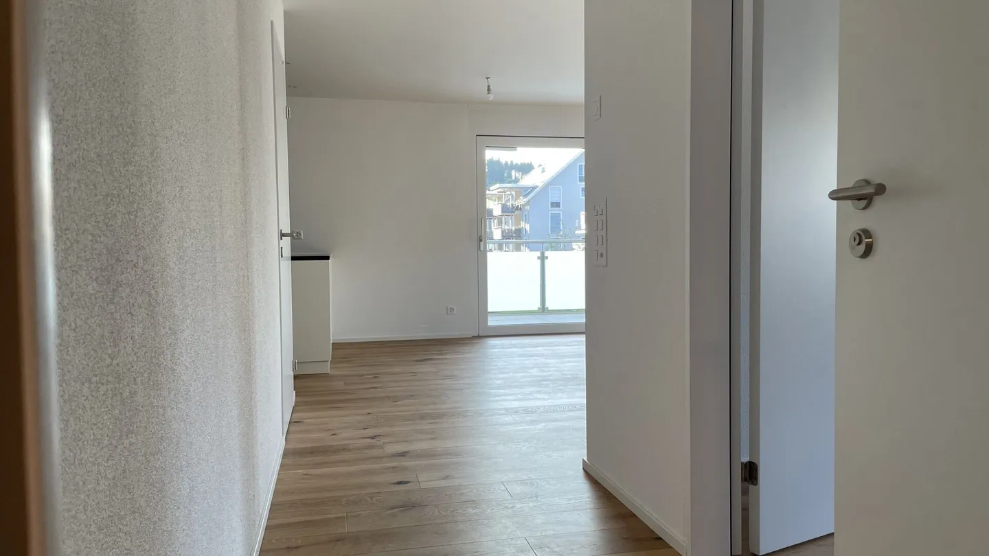 PRIMA OCCUPAZIONE IN NUOVA COSTRUZIONE MODERNA - Foto 6 di 9
