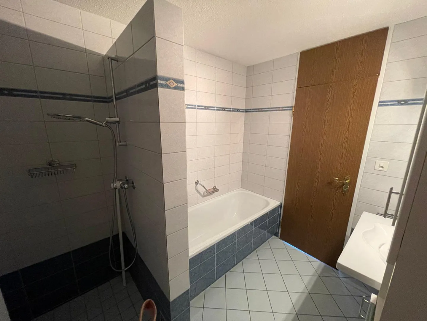 Helle 4.5 Zimmer Wohnung - Foto 11 von 14