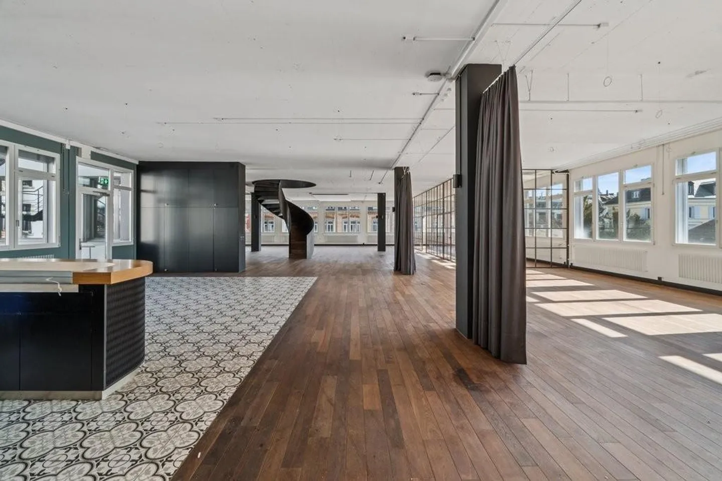 Attractive Office Space in the Heart of Zurich Enge - Photo 5 of 10