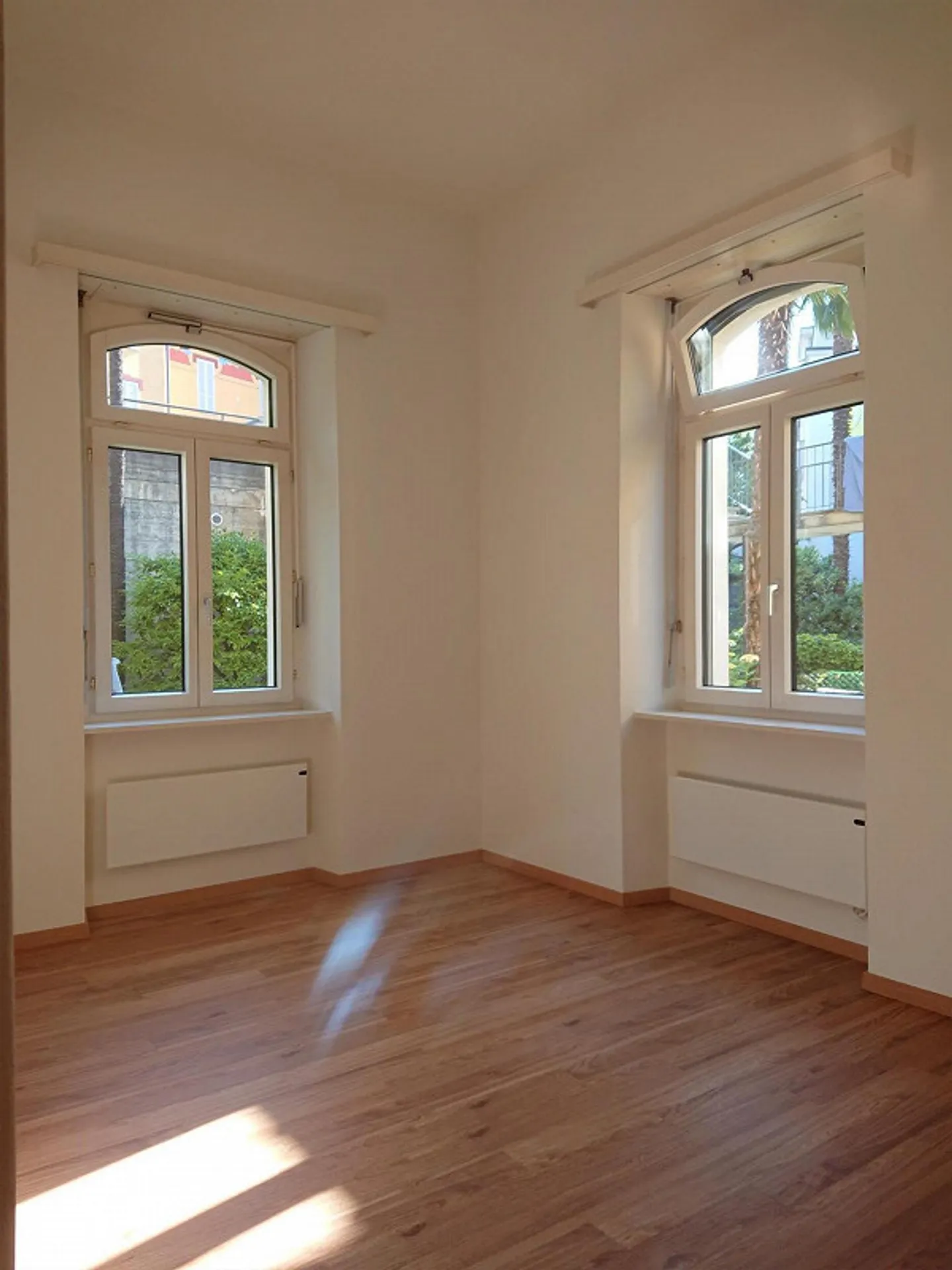Appartement de 3 pièces dans une villa du début du XXe siècle - Photo 5 sur 7