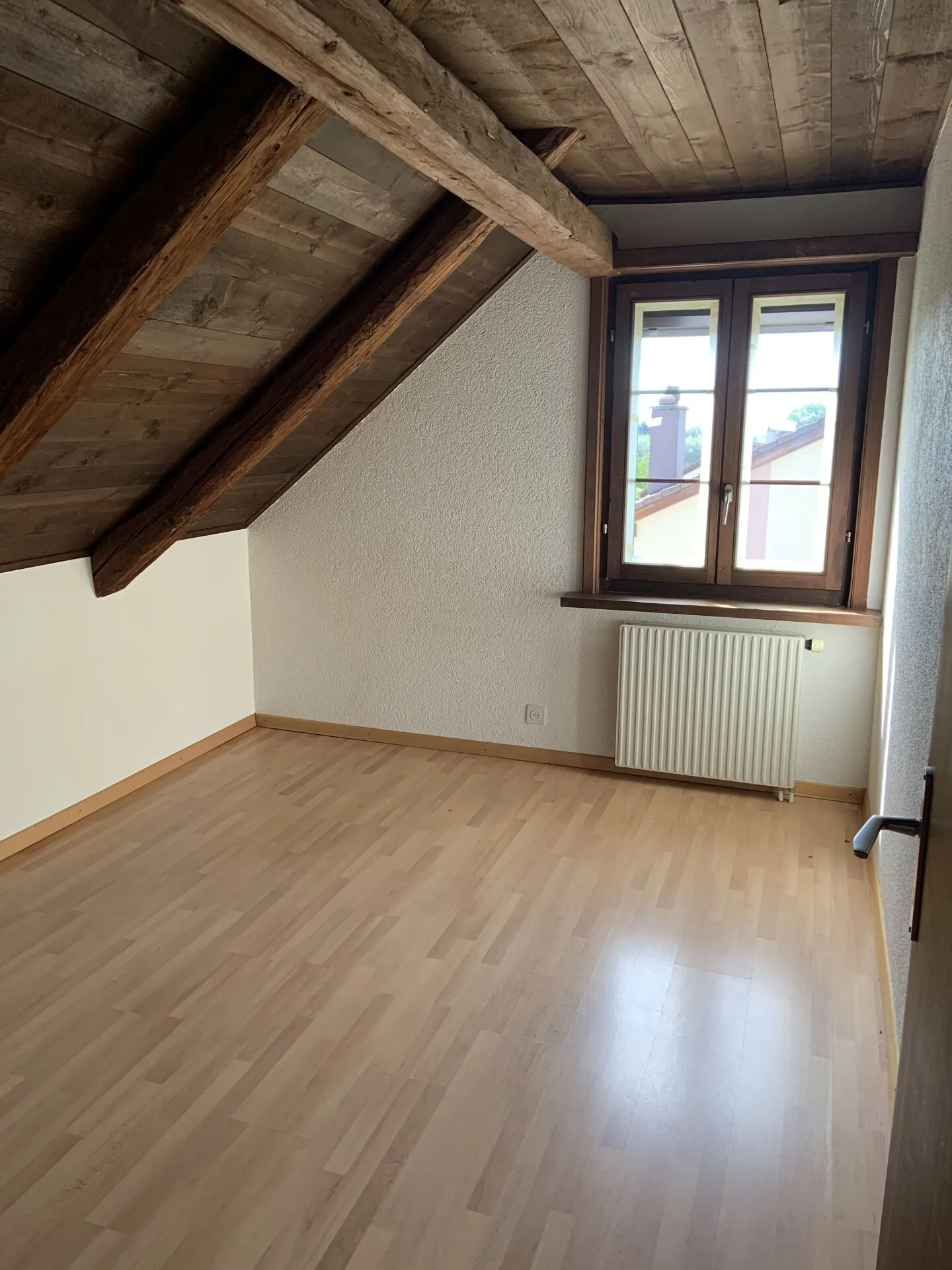 4,5-Zimmer-Duplex in einem Familienhaus - Foto 12 von 16