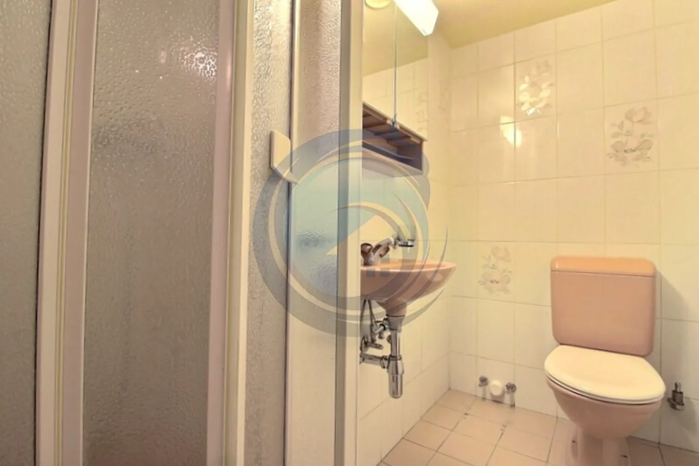 5-ROOM APARTMENT WITH BALCONY NEAR DOWNTOWN VEVEY - Photo 13 of 13