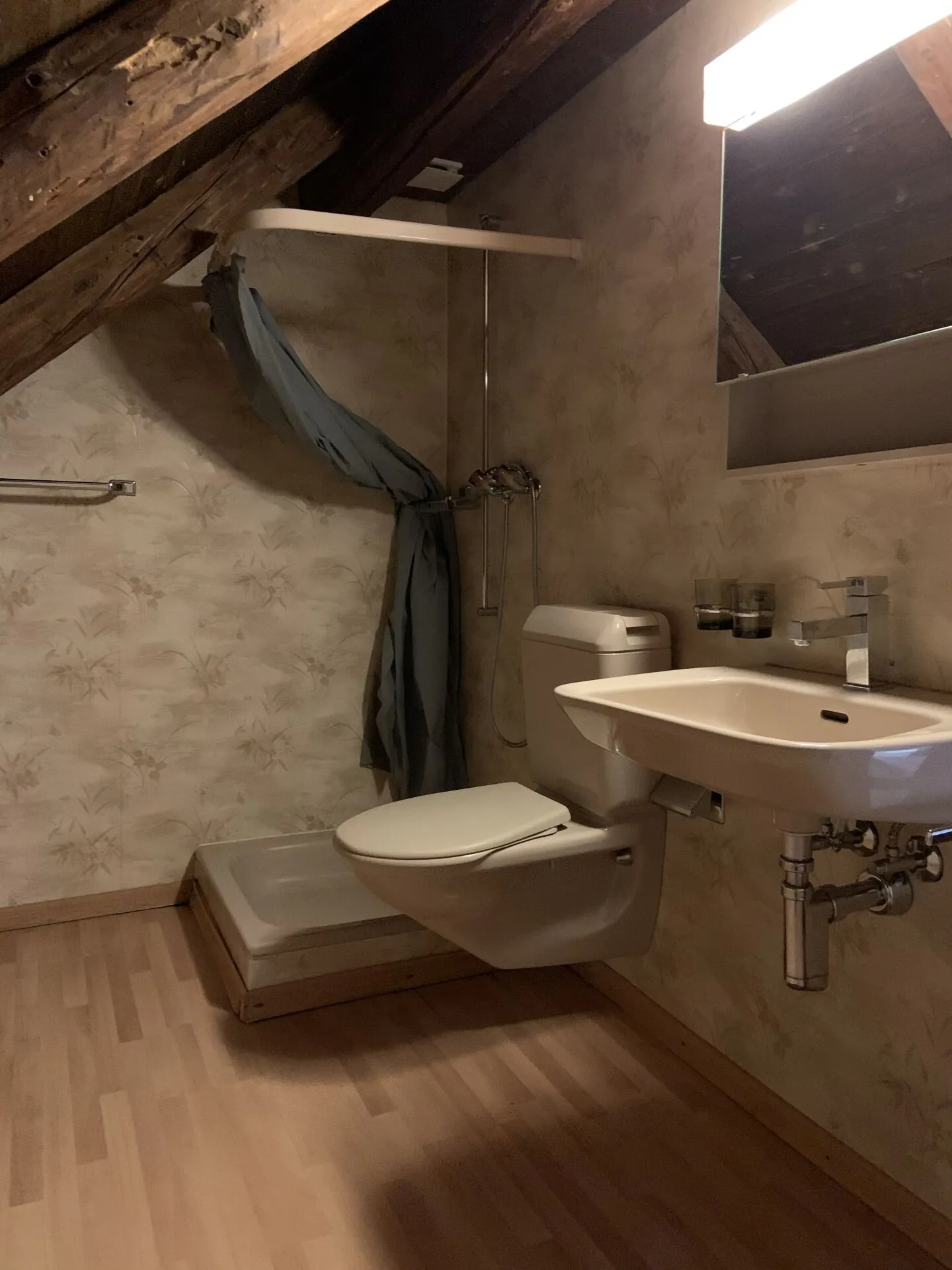 4,5-Zimmer-Duplex in einem Familienhaus - Foto 14 von 16