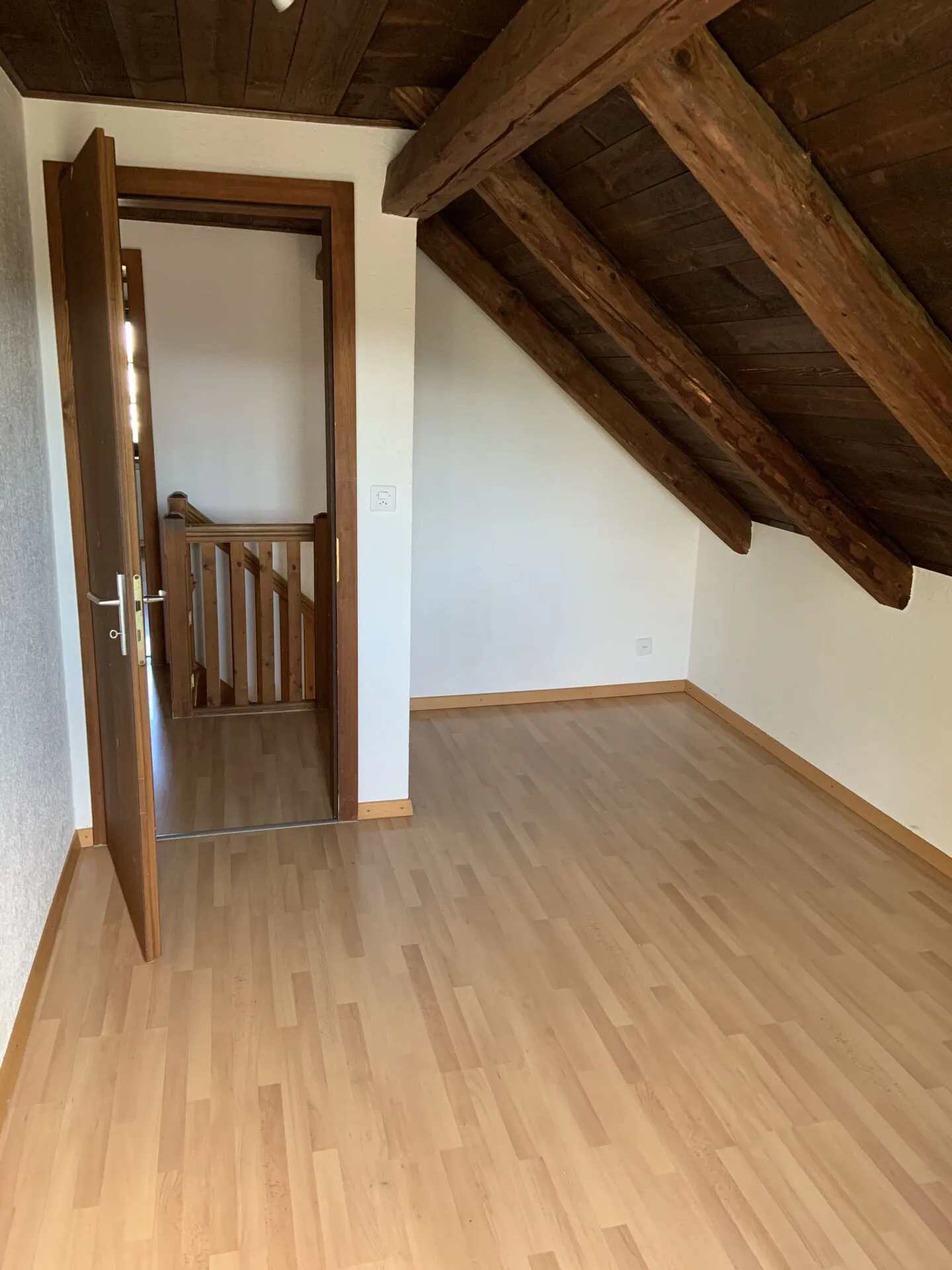 4,5-Zimmer-Duplex in einem Familienhaus - Foto 13 von 16