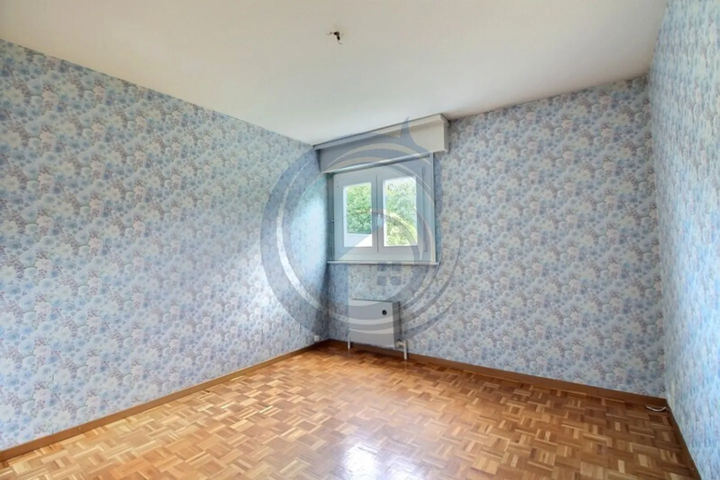 5-ROOM APARTMENT WITH BALCONY NEAR DOWNTOWN VEVEY - Photo 11 of 13