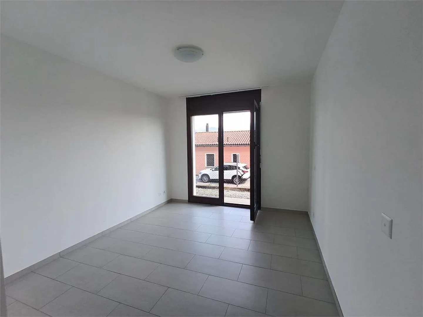 Perfekte Investition: Zusammenlegen oder Vermieten in Vernate - Foto 5 von 7