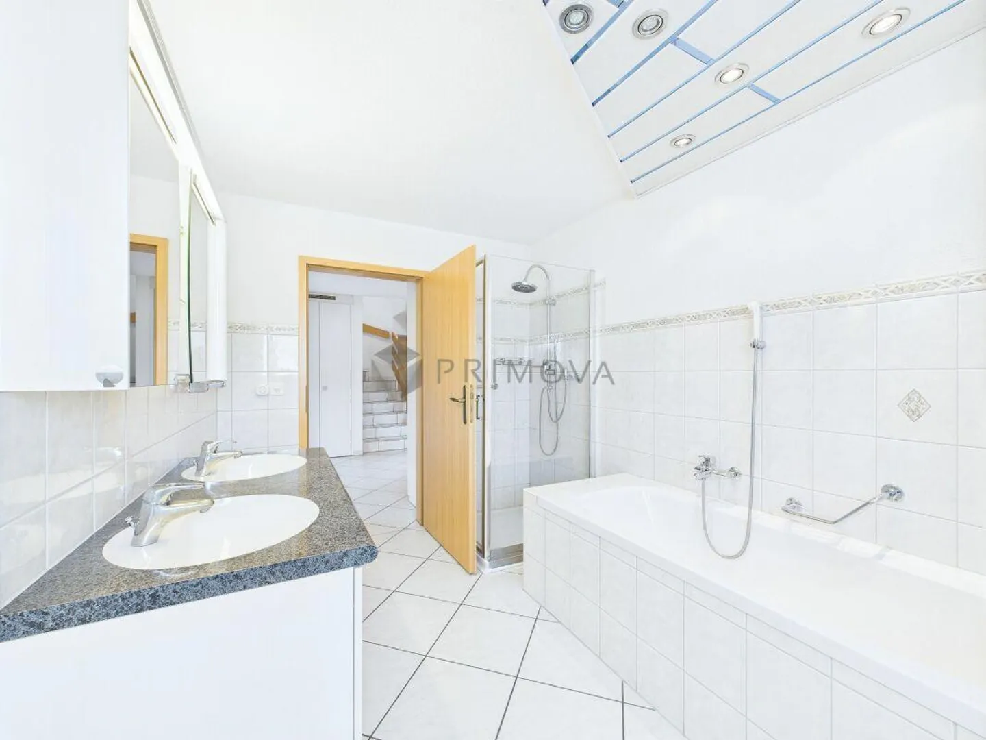 Living Without Borders - Photo 11 of 13