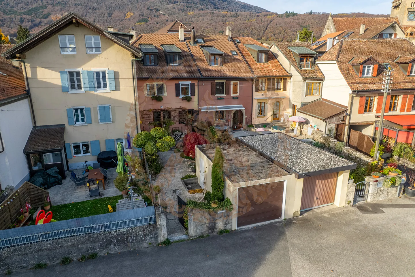 Incantevole Casa di Villaggio Vicino al Lago - Foto 11 di 12