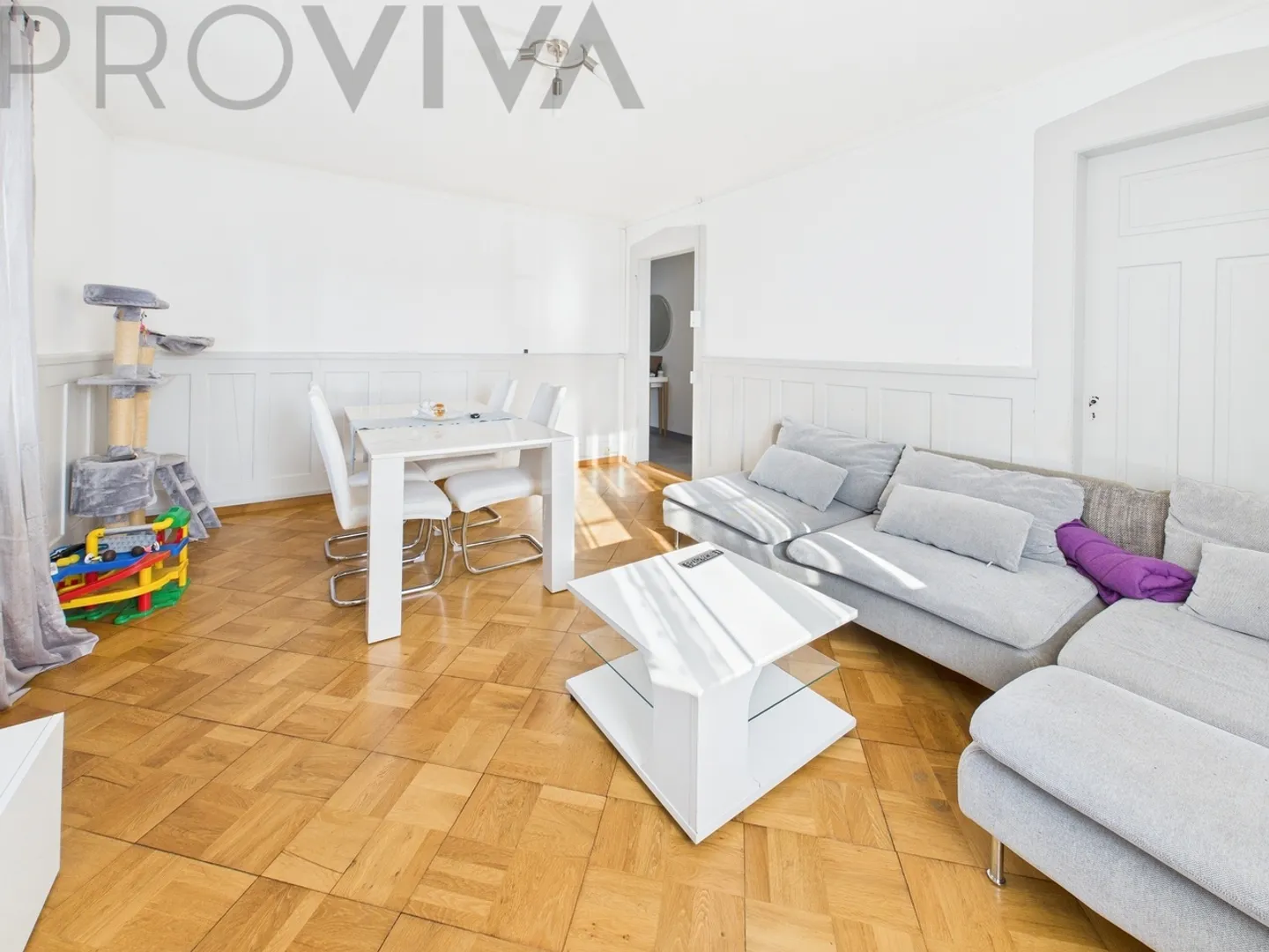 COZY AND IN A CENTRAL LOCATION - Photo 3 of 6