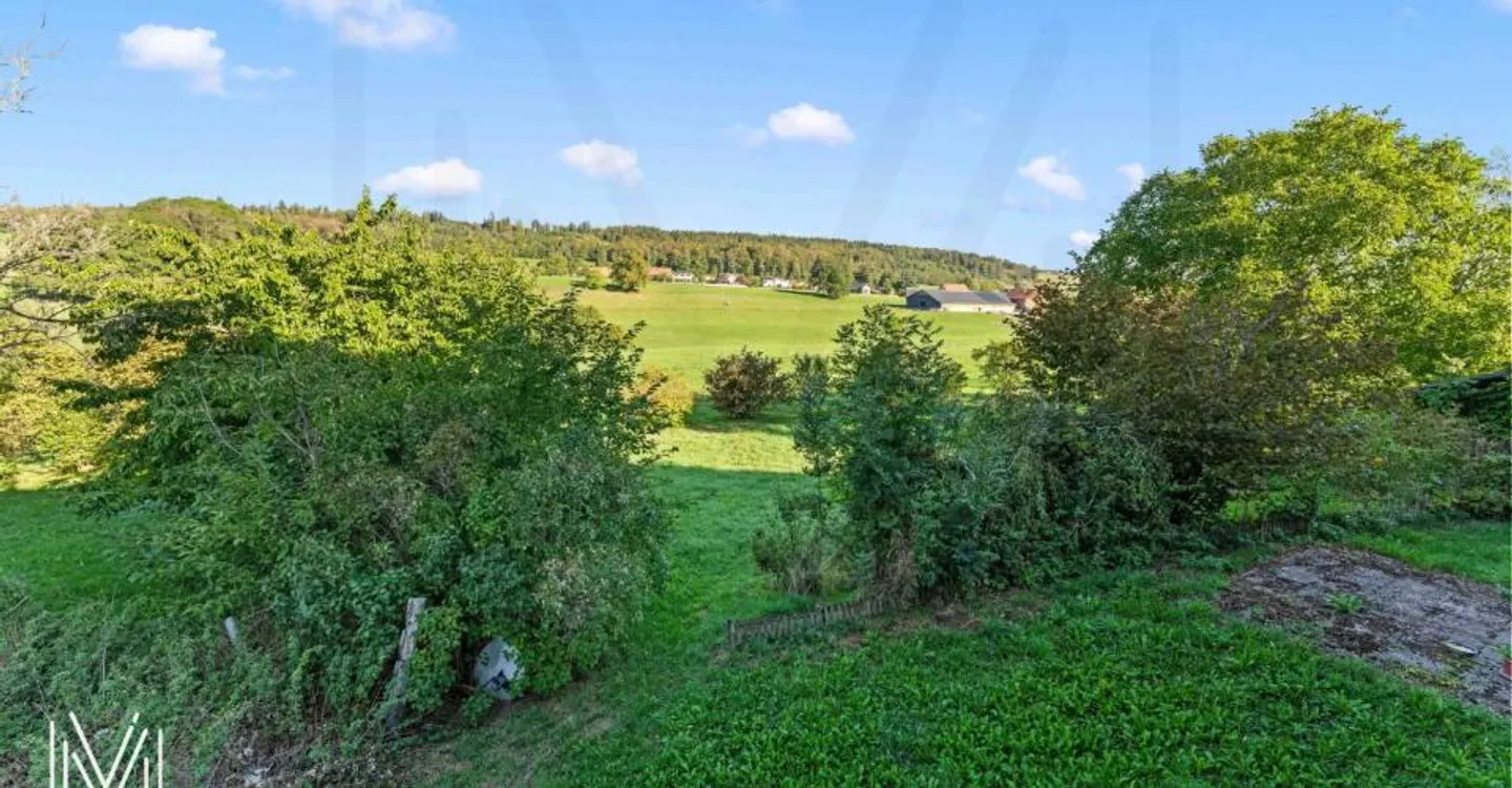 Ein authentisches Erbe, das im Herzen des Dorfes neu erfunden werden soll! Eine seltene Immobiliengelegenheit! - Foto 4 von 13