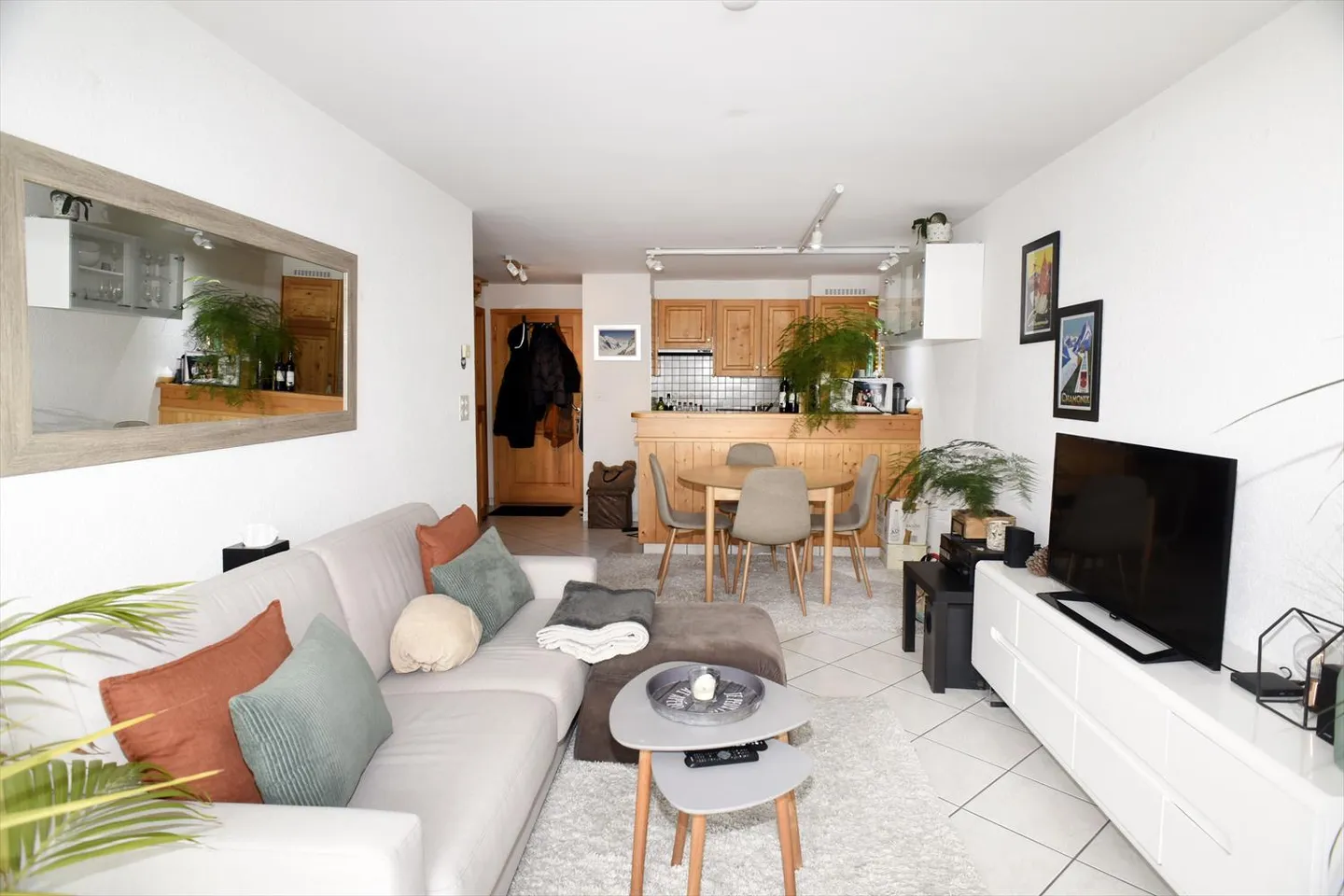 Magnifique appartement 2,5 pièces de 52 m² proche des Esserts - Photo 1 sur 14