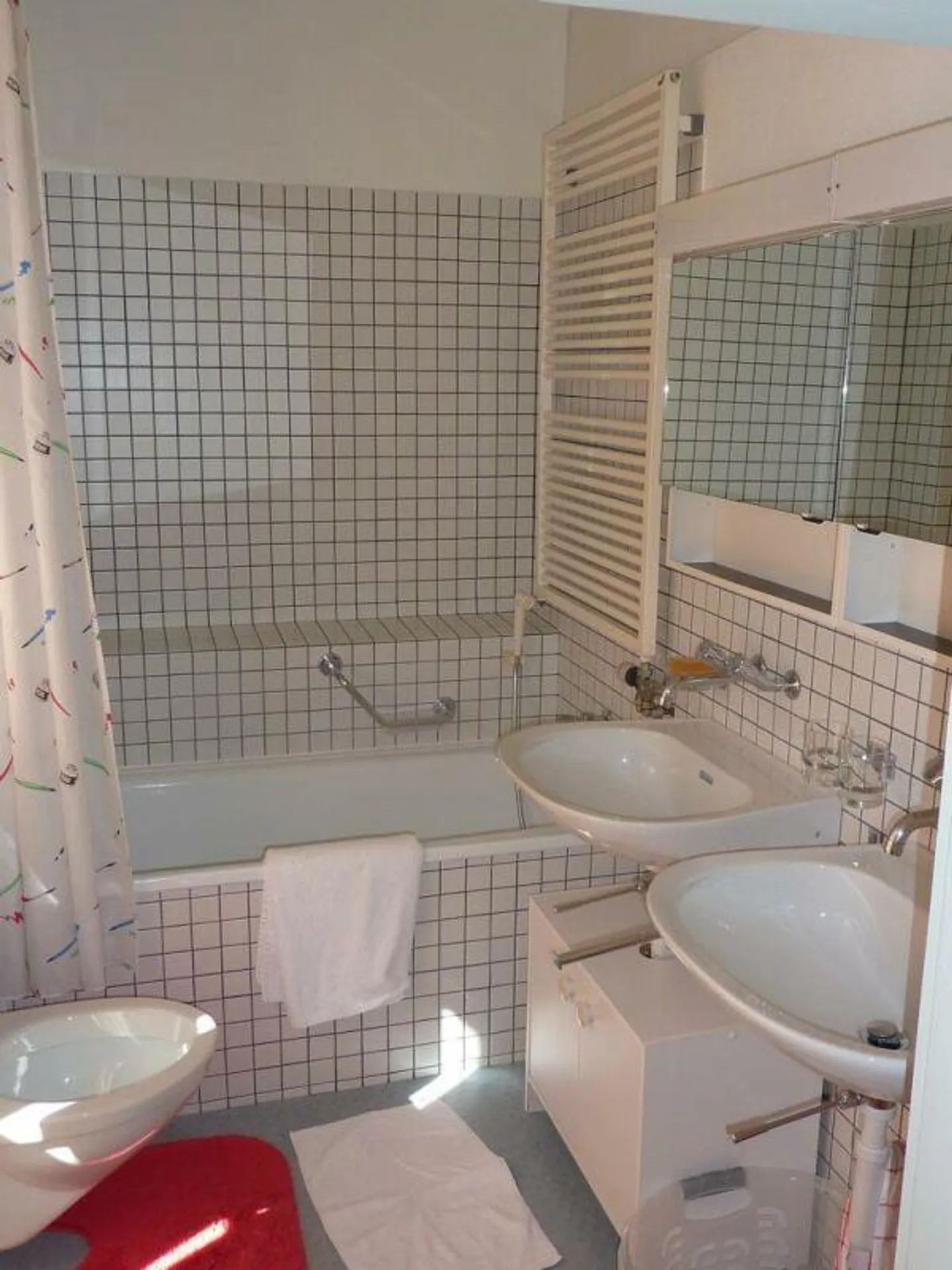 Quiet Maisonette Apartment in the Lower Town - Photo 4 of 9