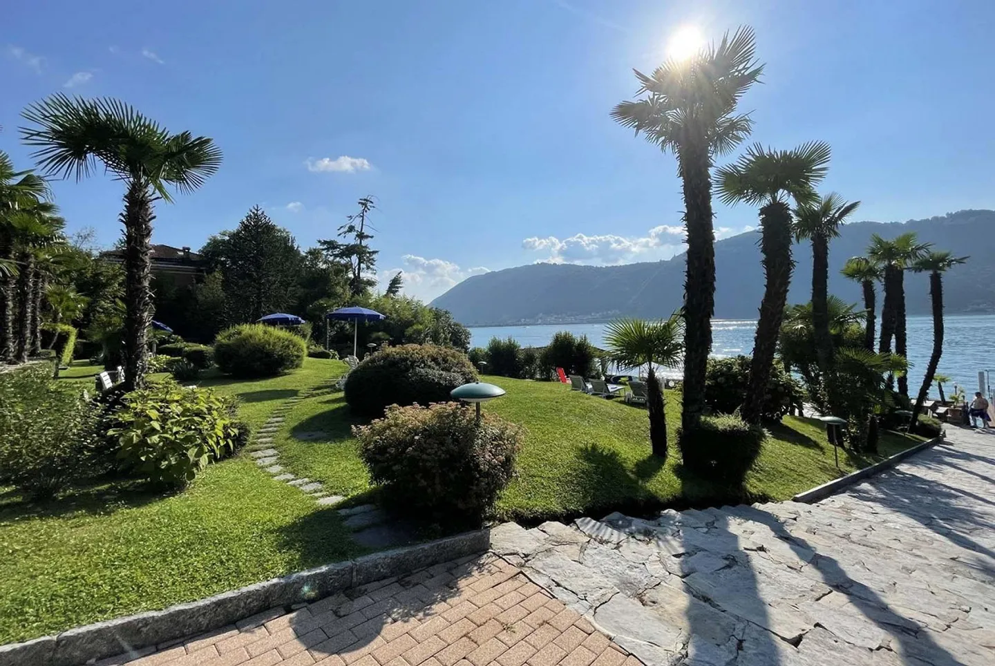 INVESTITION - 2 LOCALE IN RESIDENCE MIT SCHWIMMBAD IN BISSONE - Foto 9 von 9