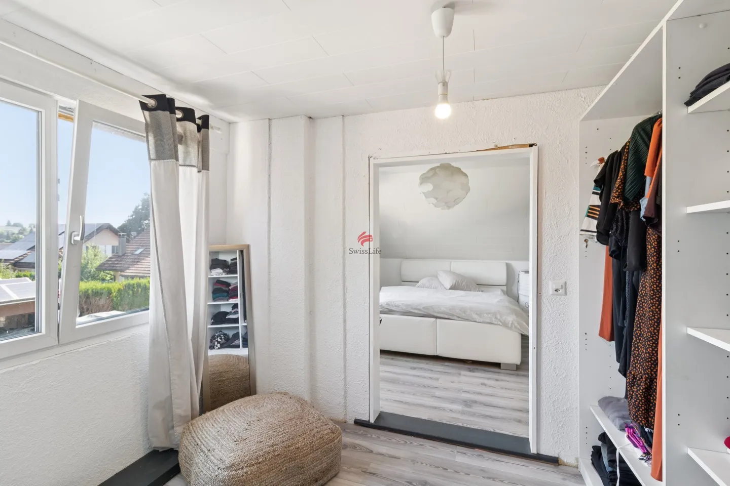 Villa con 5,5 camere e area abitativa separata - Foto 7 di 9