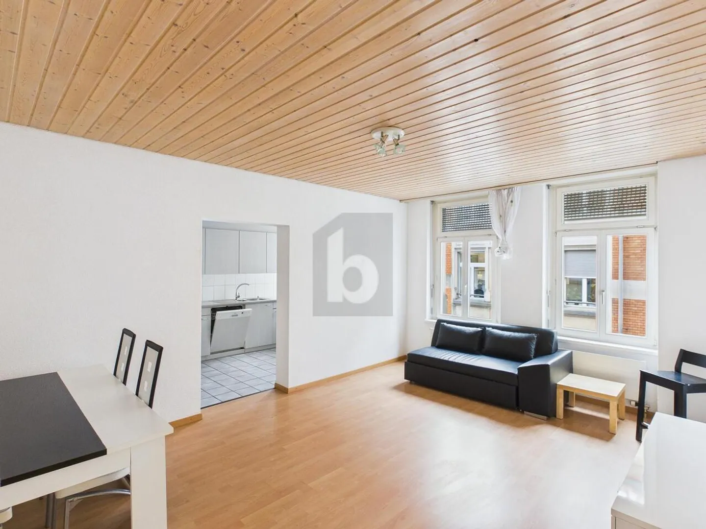 Stilvolle Zentrale Wohnung - Foto 2 von 6