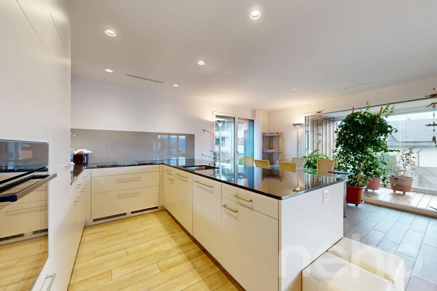 Moderne 4½-Zimmerwohnung mit grosser Loggia und Alpenblick - Foto 2 von 12