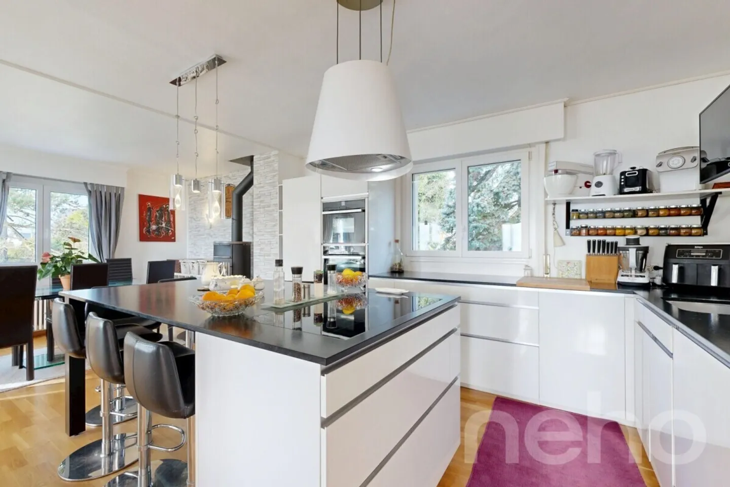Appartement avec jardin privé et piscine dans une copropriété - Photo 5 sur 12