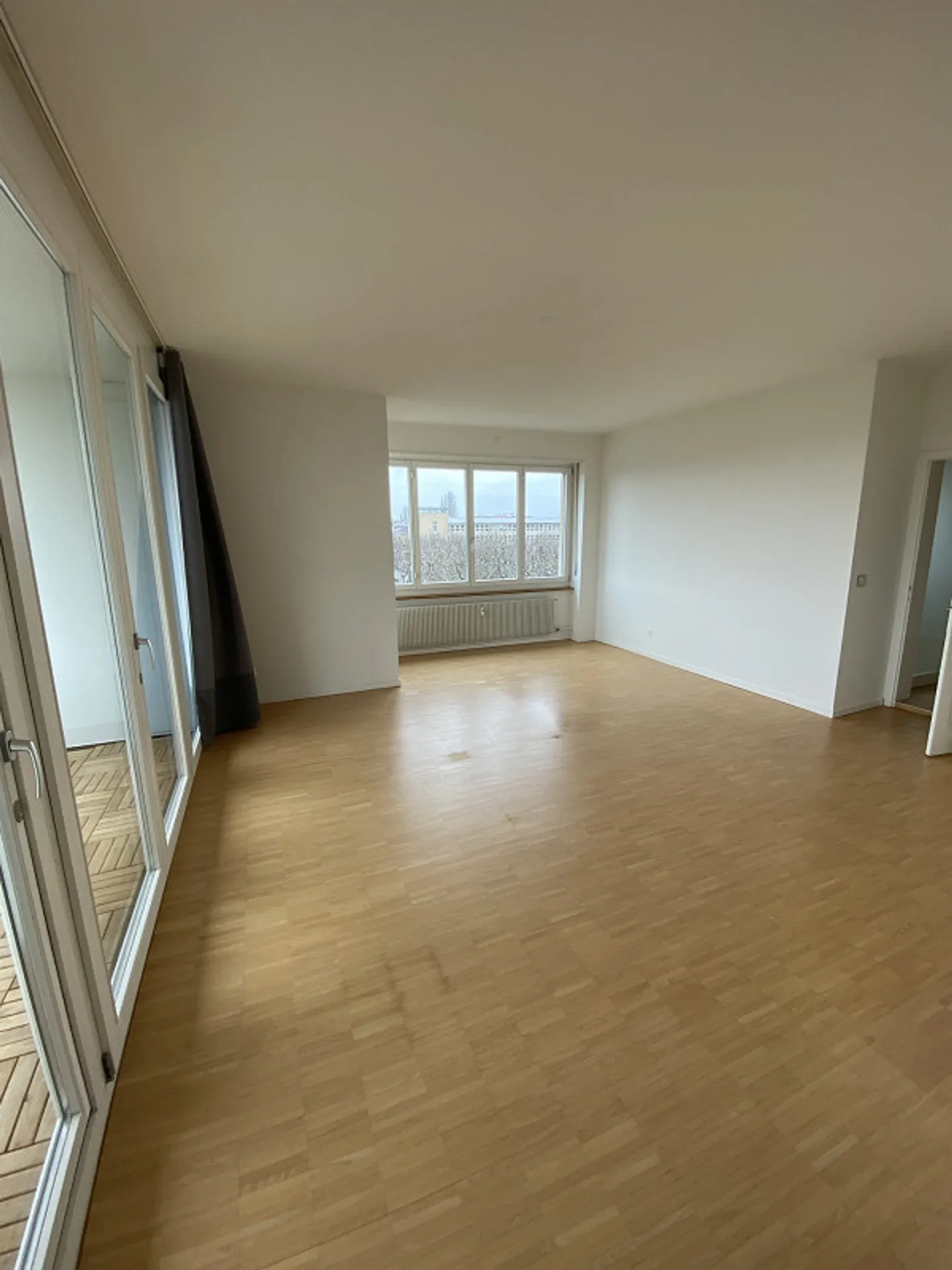 Luxuswohnung mit Terrasse - Foto 4 von 14