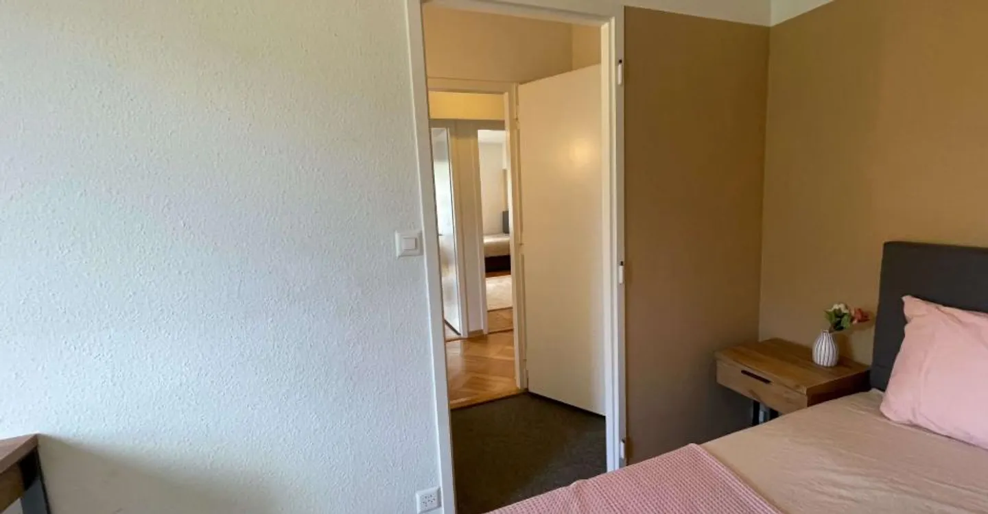 Furnished Room in Prime Location - Photo 5 of 19