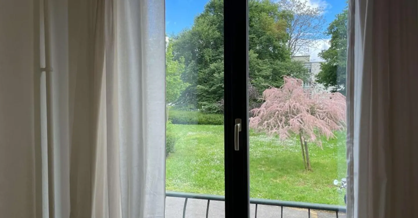 Furnished Room in Prime Location - Photo 3 of 19