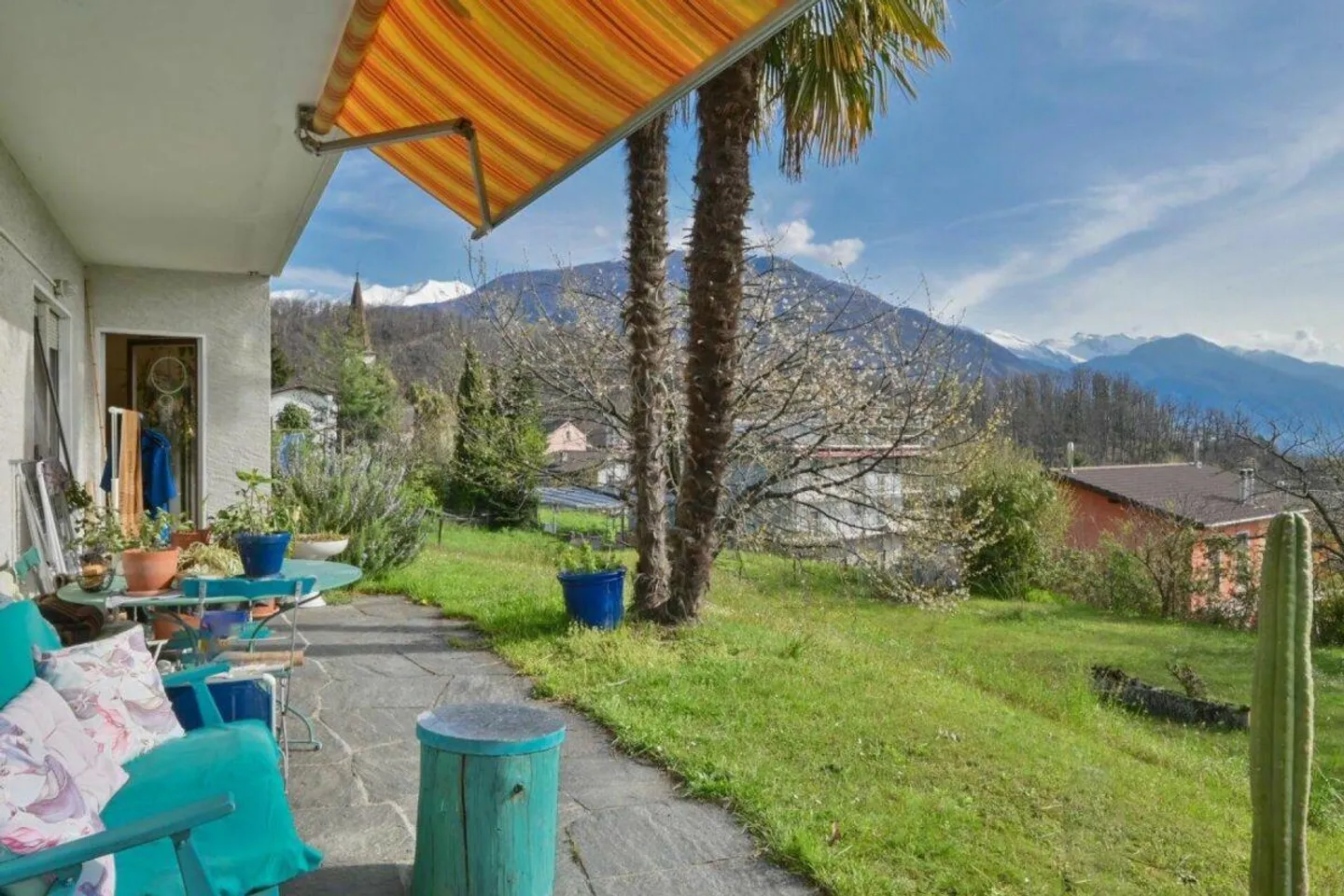 Großes Baugrundstück mit Doppelhaus - Foto 11 von 11