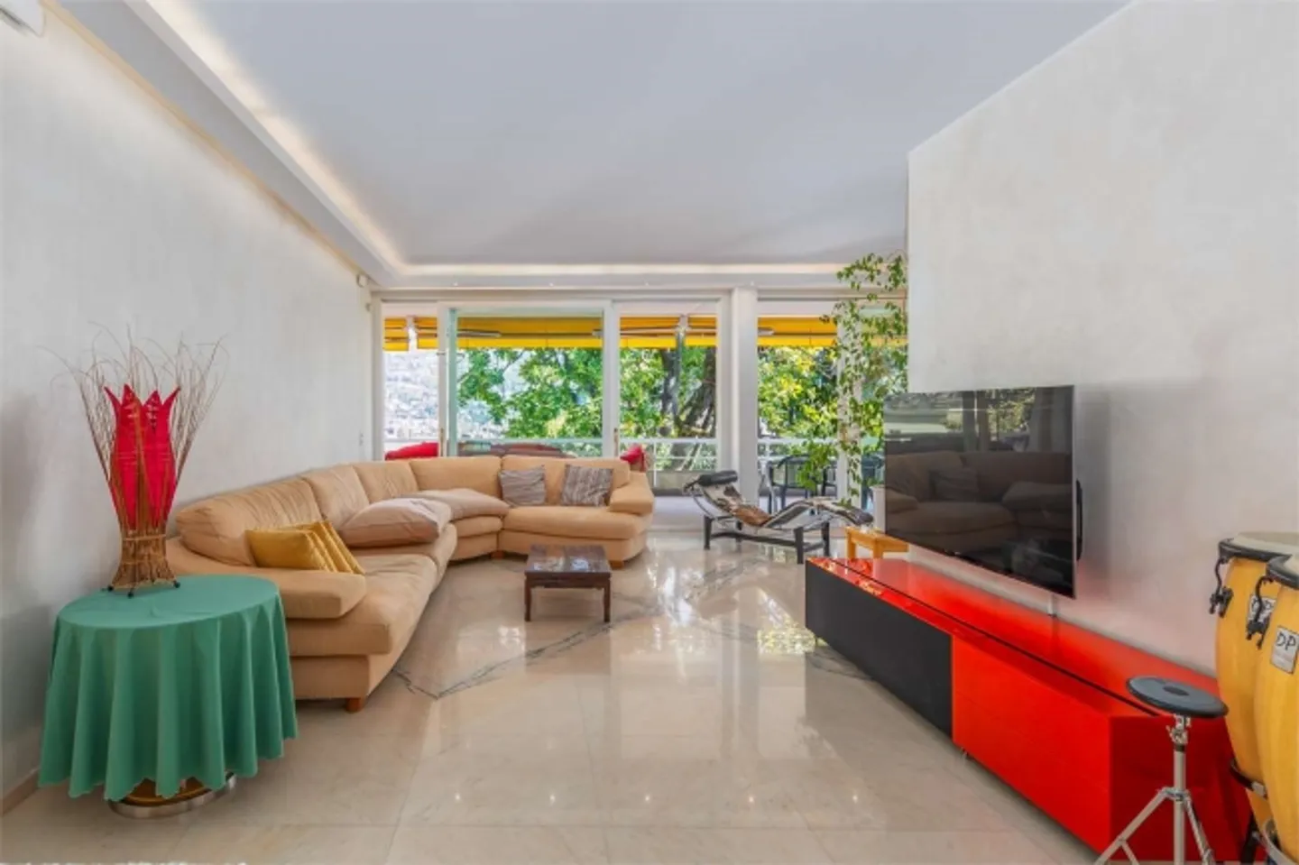 Spacious 7.5 Comfort Rooms in a Residential Area - Photo 2 of 19