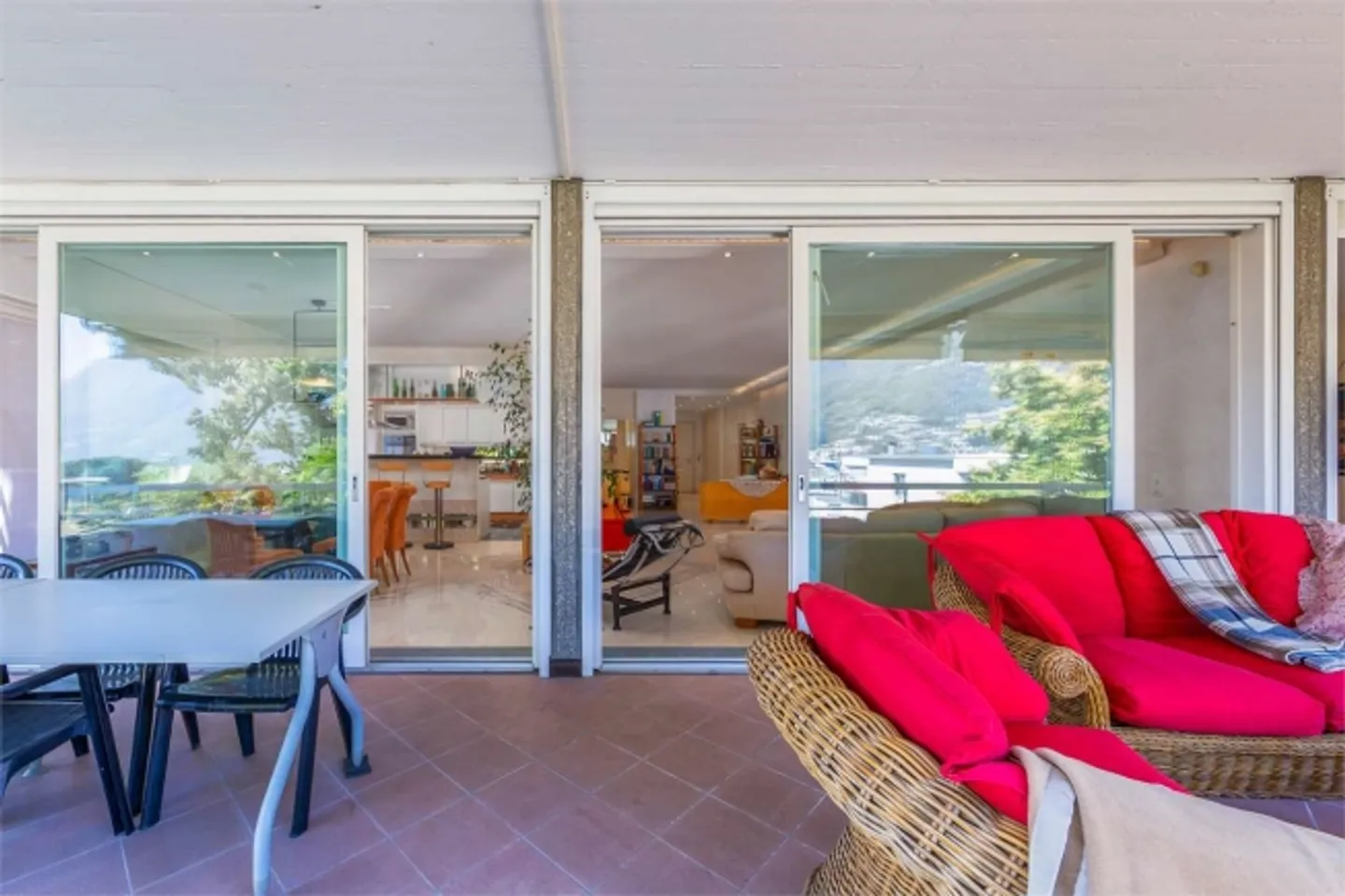 Spacious 7.5 Comfort Rooms in a Residential Area - Photo 10 of 19