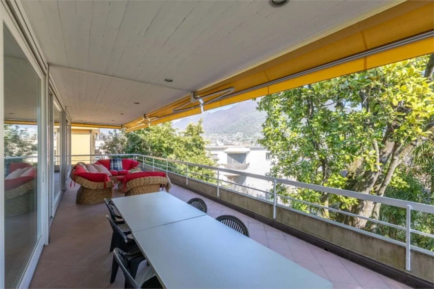 Spacious 7.5 Comfort Rooms in a Residential Area - Photo 12 of 19