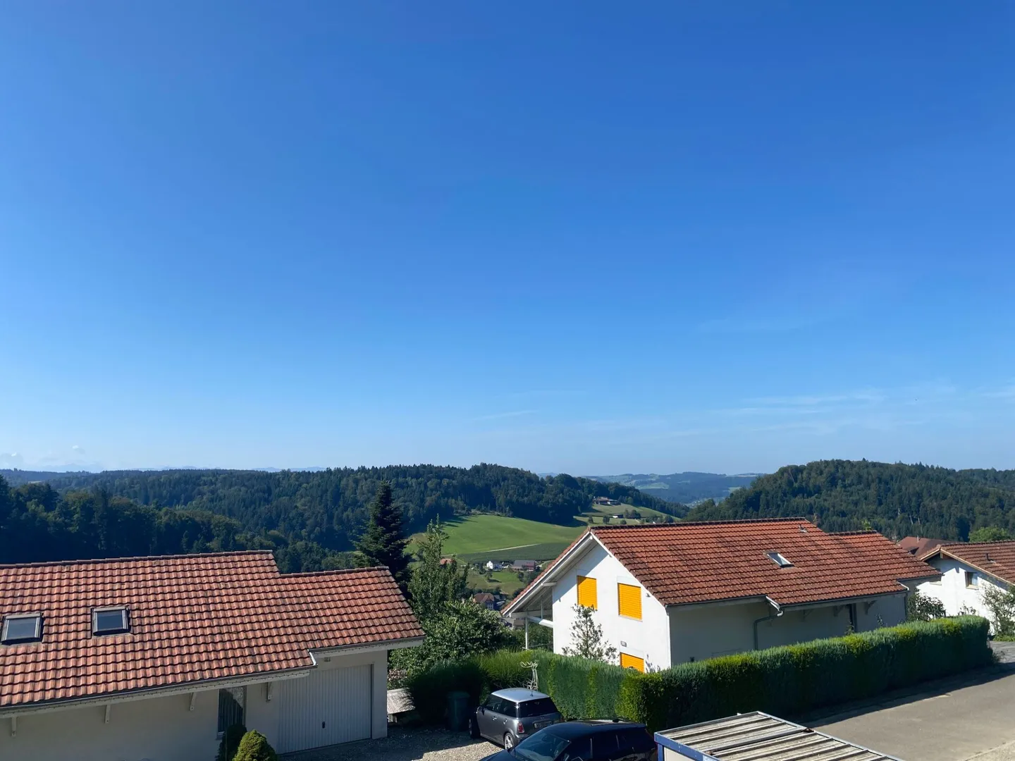 Casa unifamiliare esclusiva in posizione collinare con vista panoramica e appartamento opzionale - Foto 2 di 6