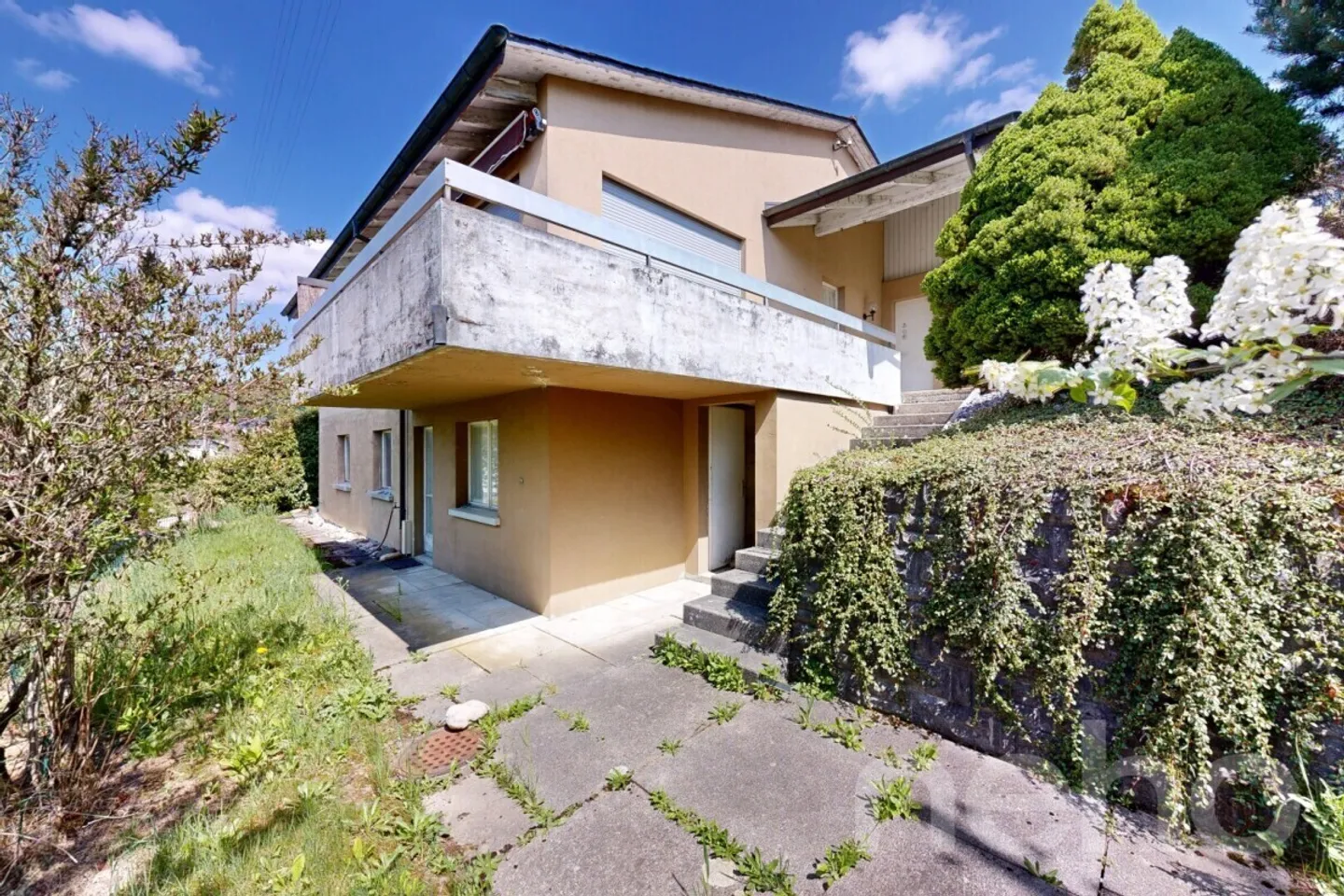 Casa unifamiliare con grande potenziale in una posizione soleggiata a Madiswil - Foto 10 di 12