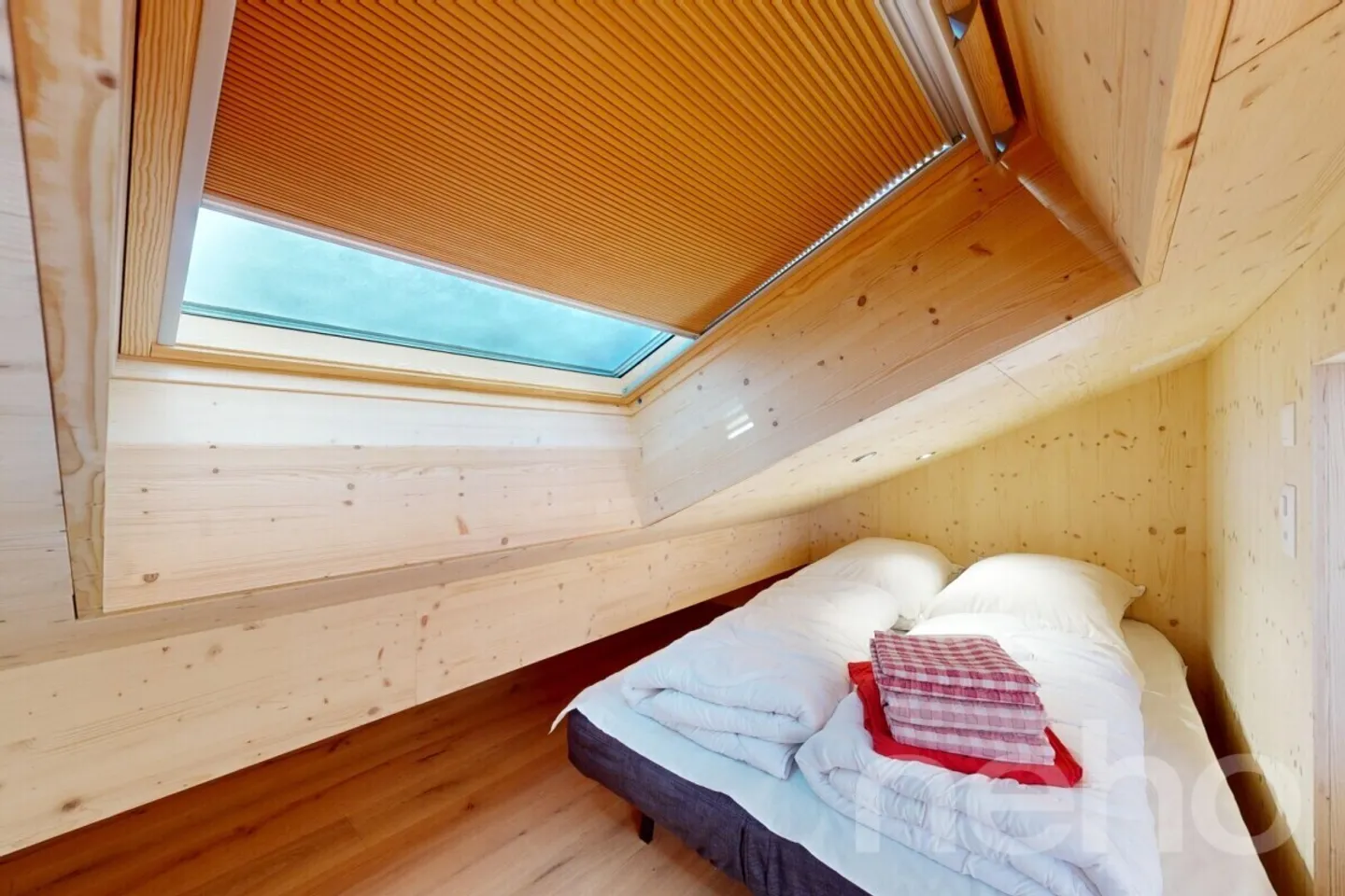 2.5 Room Attic Apartment in Chalet Waldhaus in Braunwald - Photo 11 of 12