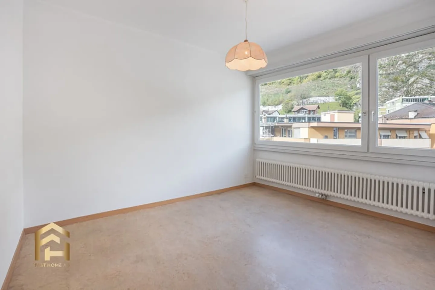 Attico con grande terrazza nel cuore di Naters - Foto 7 di 13