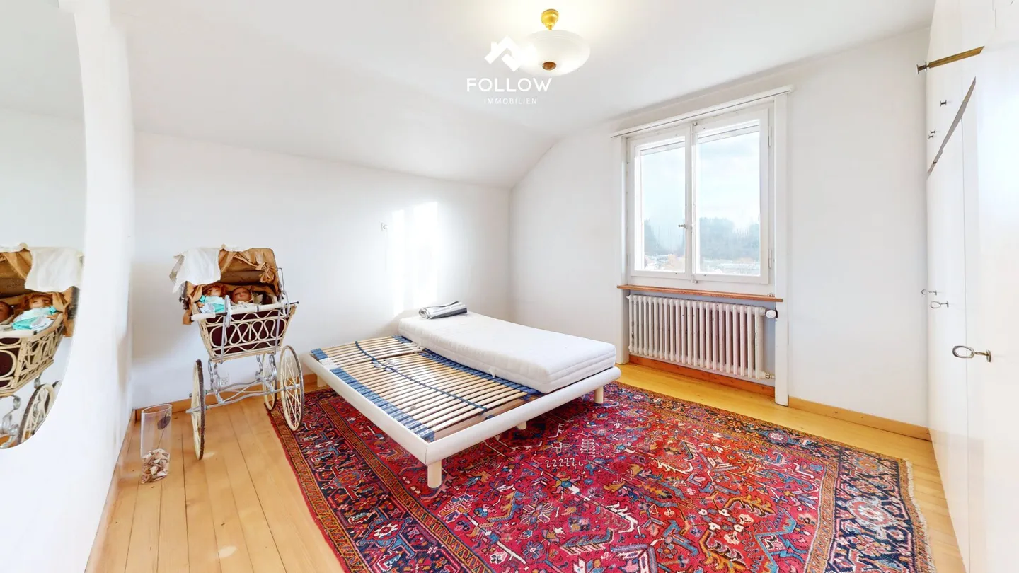 Affascinante casa unifamiliare con vista - Foto 4 di 14