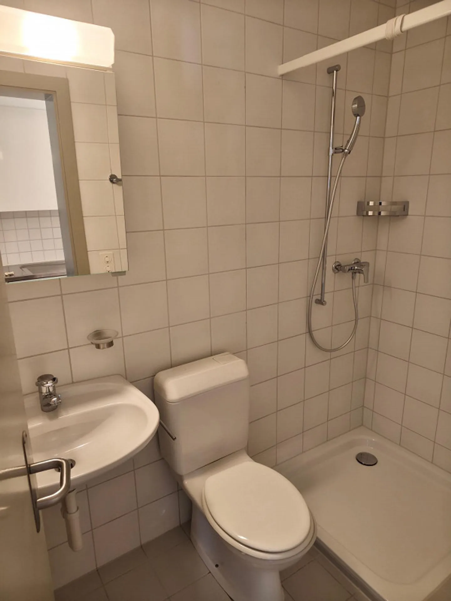Petit mais joli appartement 1 pièce - Photo 3 sur 6