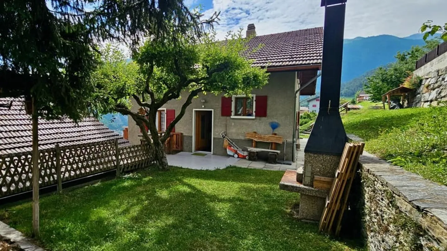 Mehrfamilienhaus - Foto 7 von 13