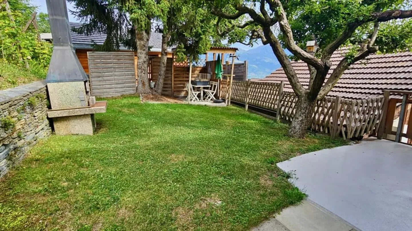 Mehrfamilienhaus - Foto 8 von 13