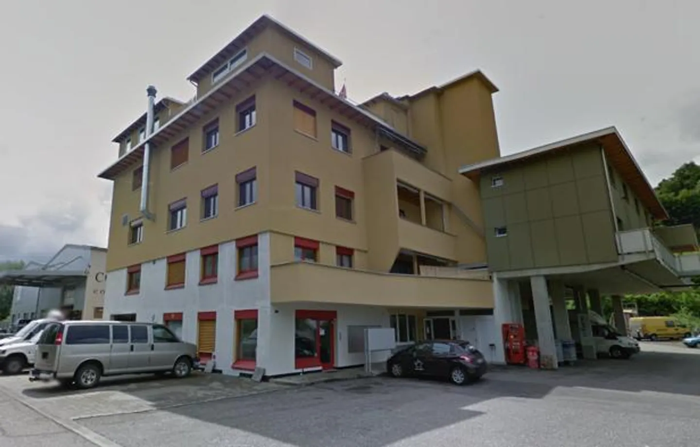 Spazio di magazzino / commerciale in affitto a Lausen - Foto 1 di 8