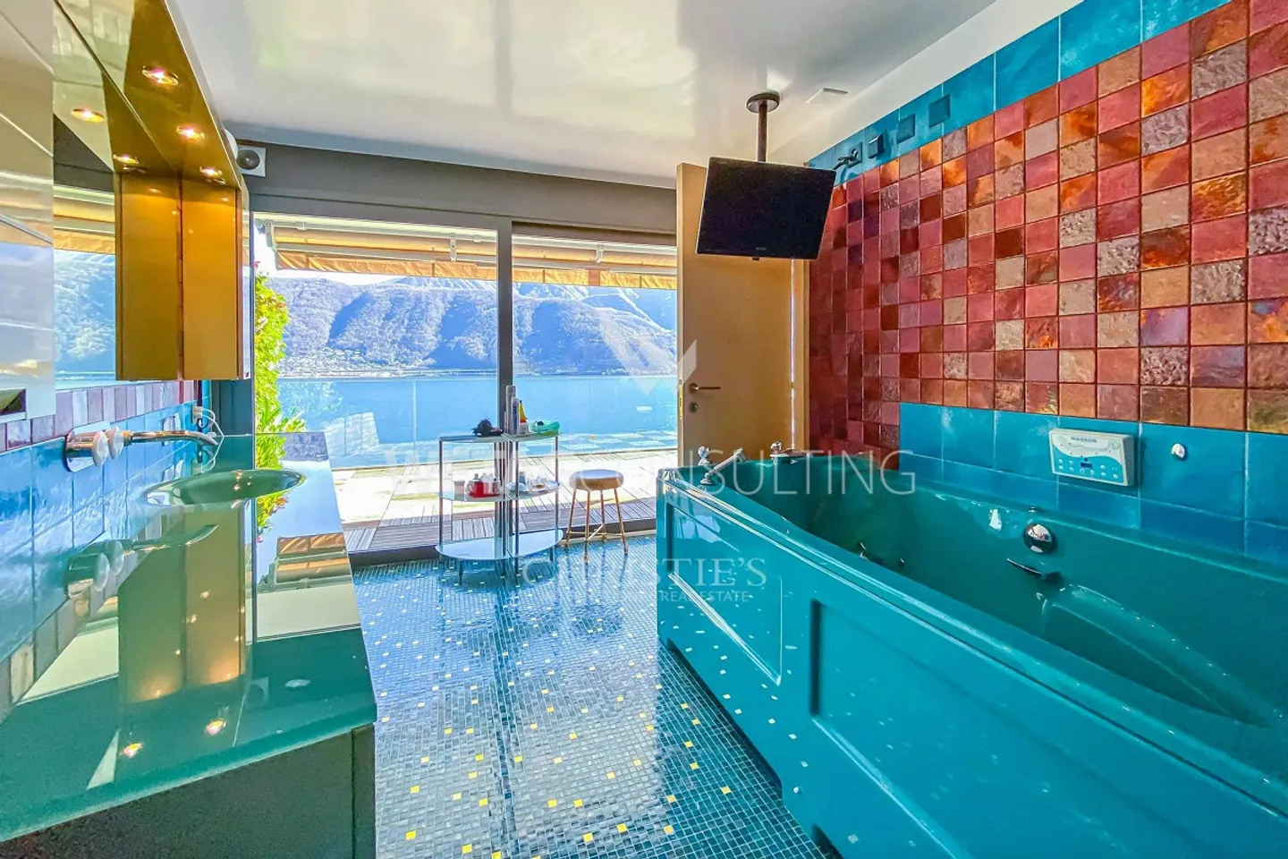 Lugano-Melide: Appartamento Penthouse Moderno con Vista Magica sul Lago di Lugano - Foto 8 di 10