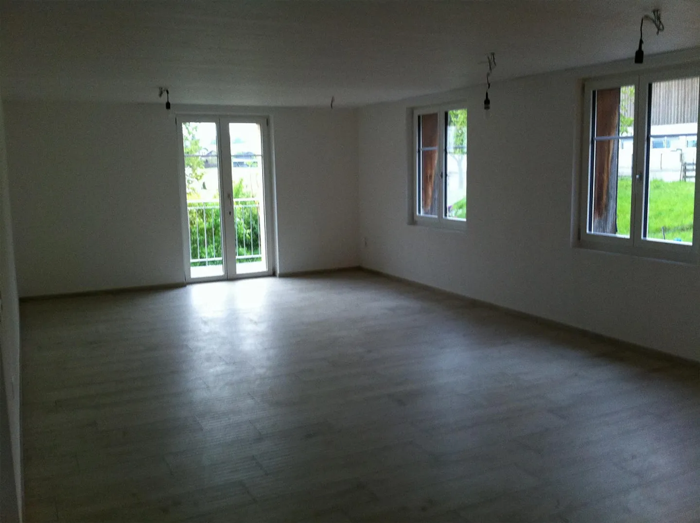 Bright interesting apartment with garden - Photo 2 of 19