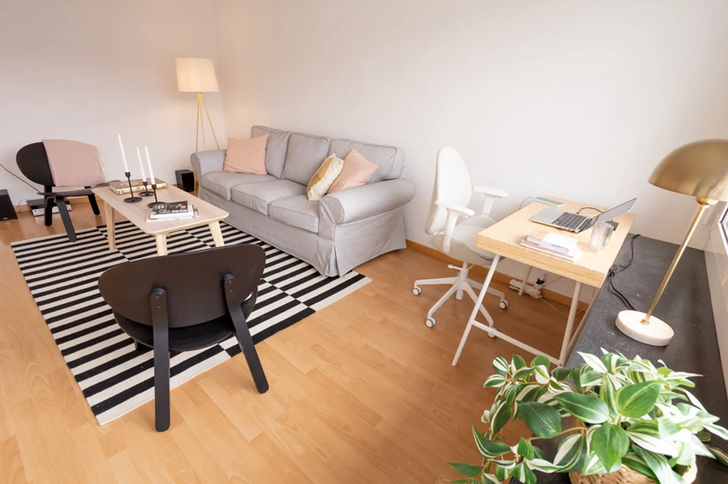 APPARTAMENTO 3½ LOCALI A DIETIKON (ZH), ARREDATO, TEMPORANEO - Foto 2 di 10