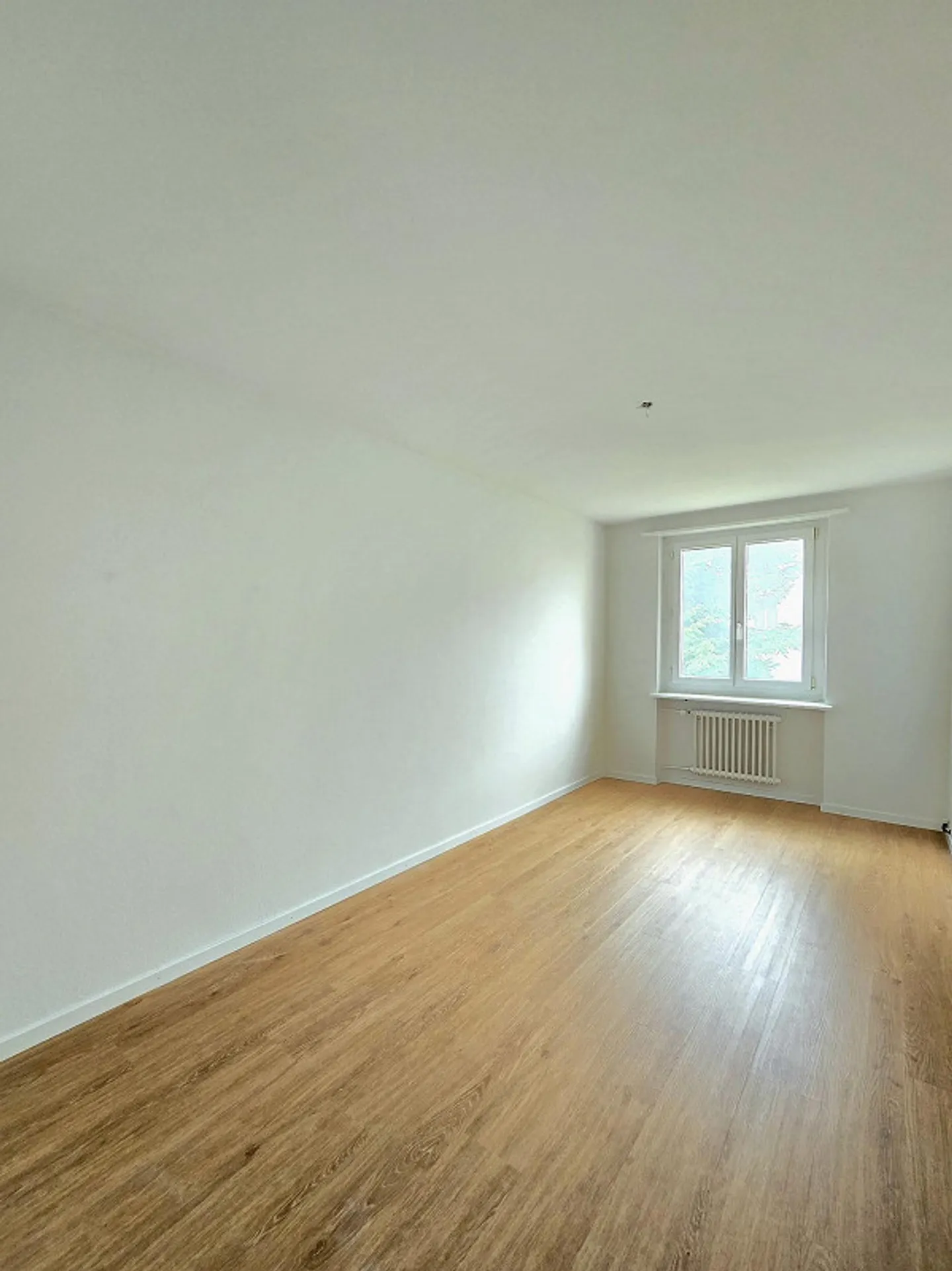 Appartamento di 4.0 locali appena ristrutturato - Foto 6 di 9