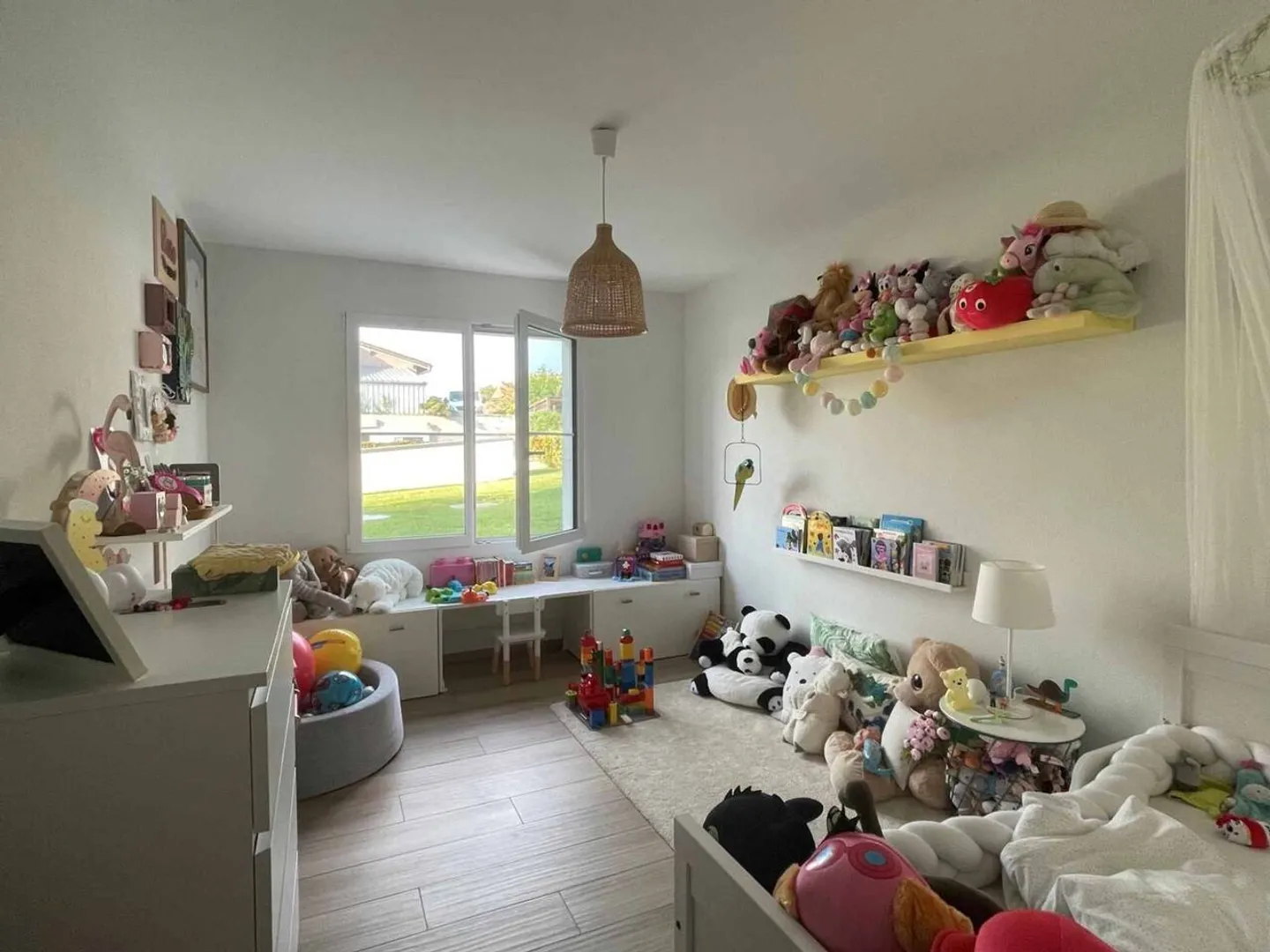 Bel appartement de 4.5 pièces - Photo 3 sur 4