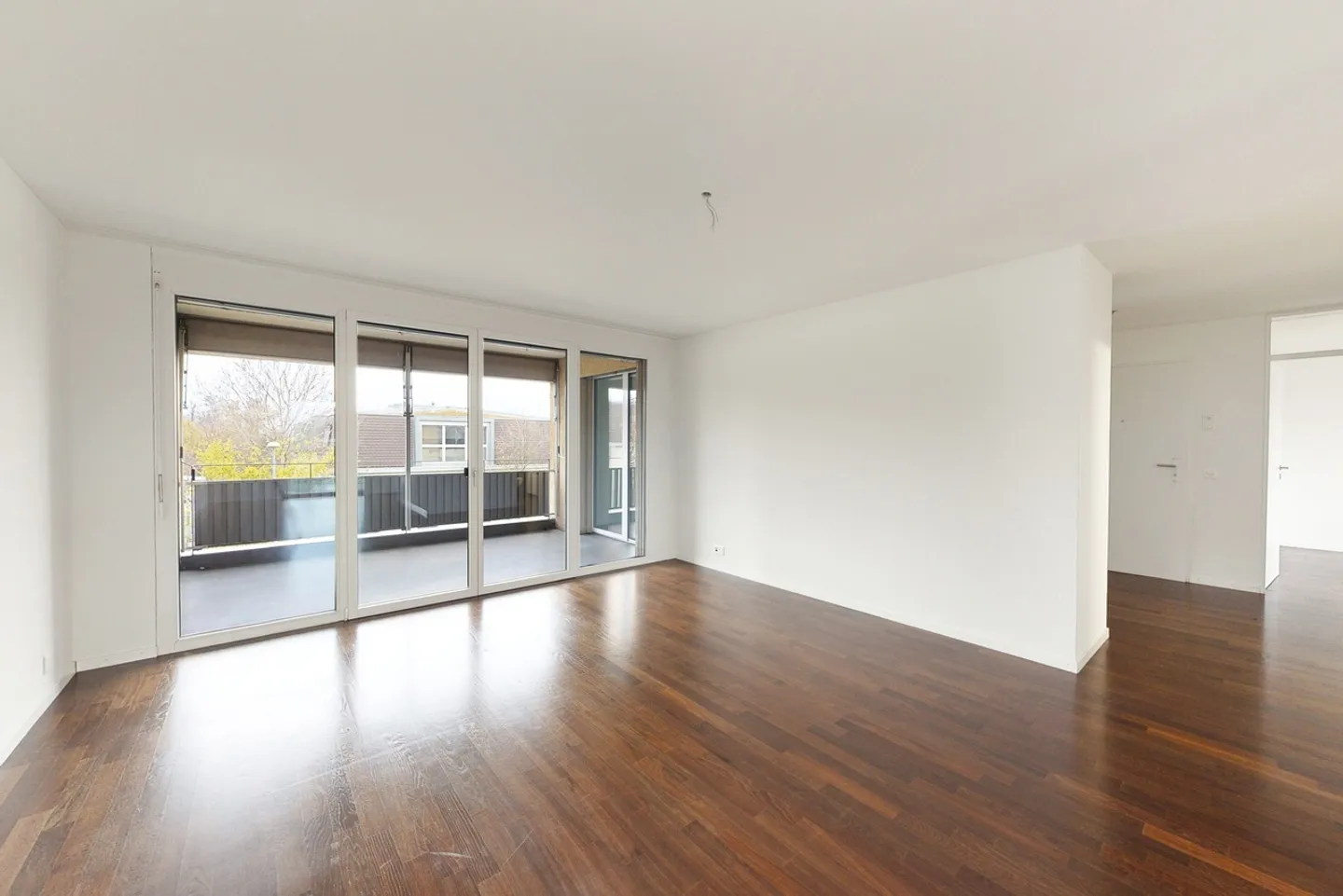 Helle 4.5-Zimmer-Wohnung - Foto 3 von 8