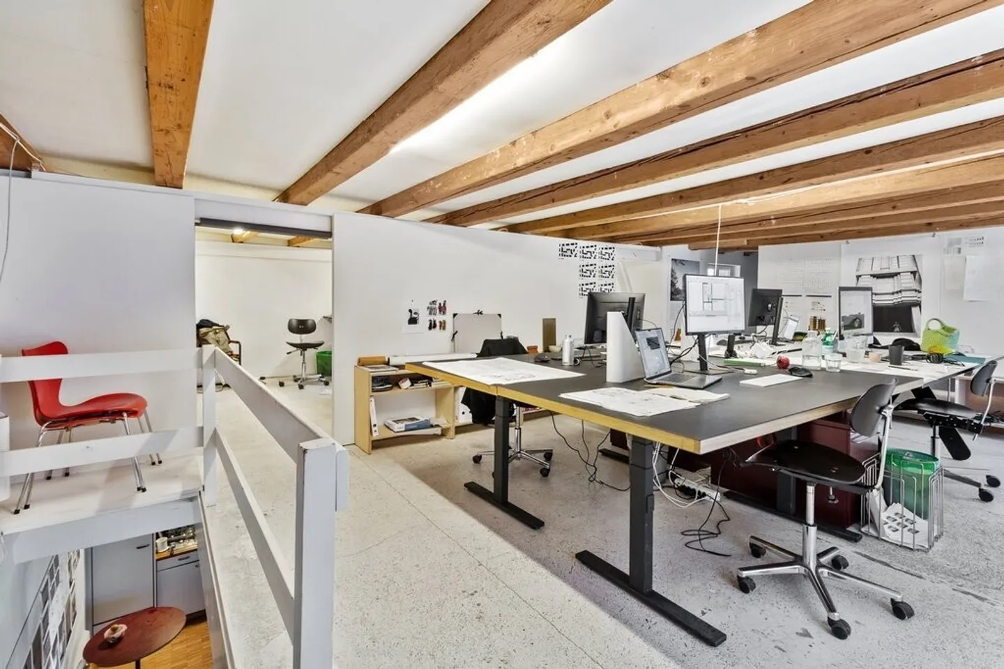 Charmantes Atelier in Zürich - Foto 8 von 11